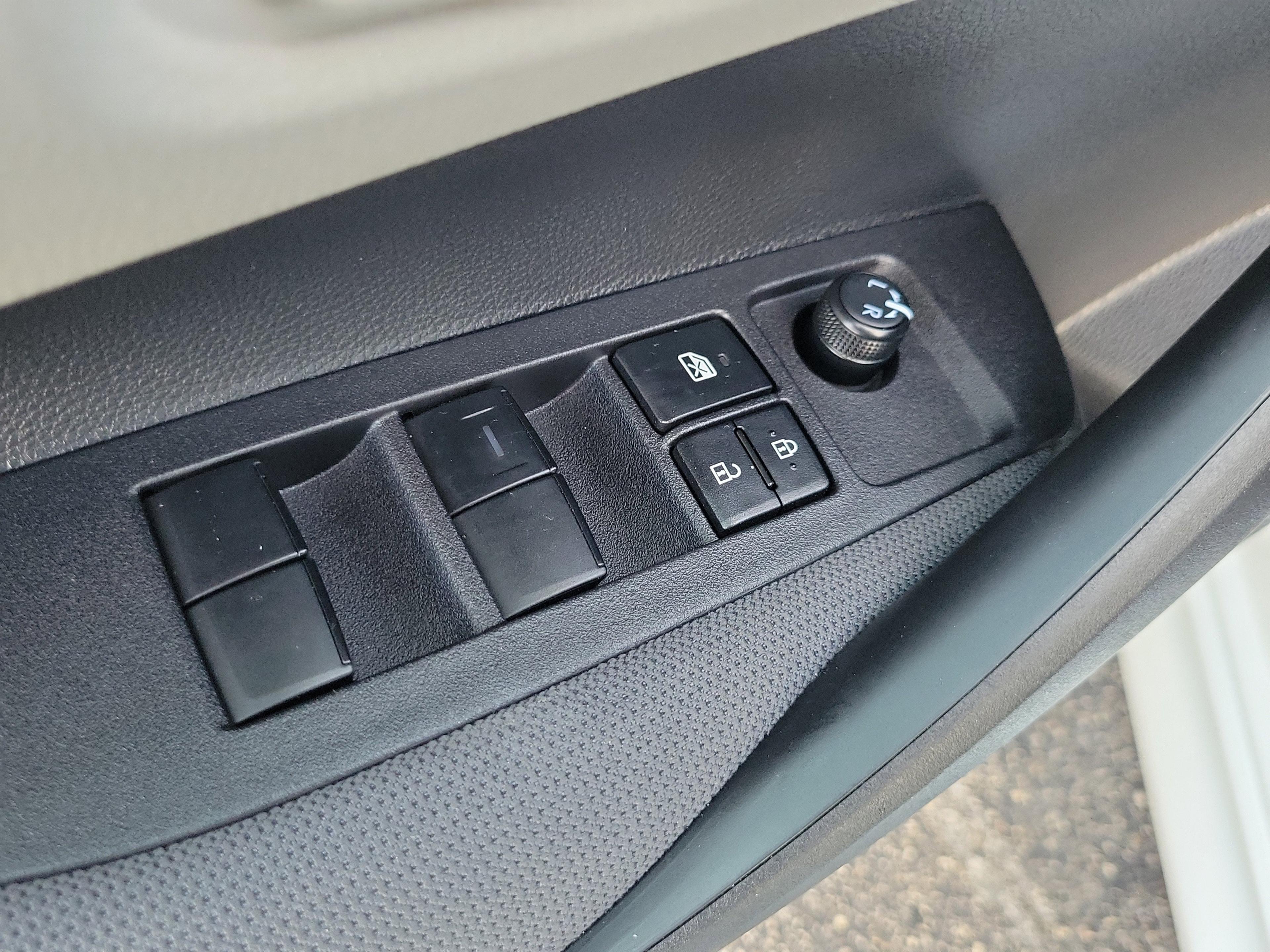 Toyota Corolla Le Fwd - Thumbnail 14