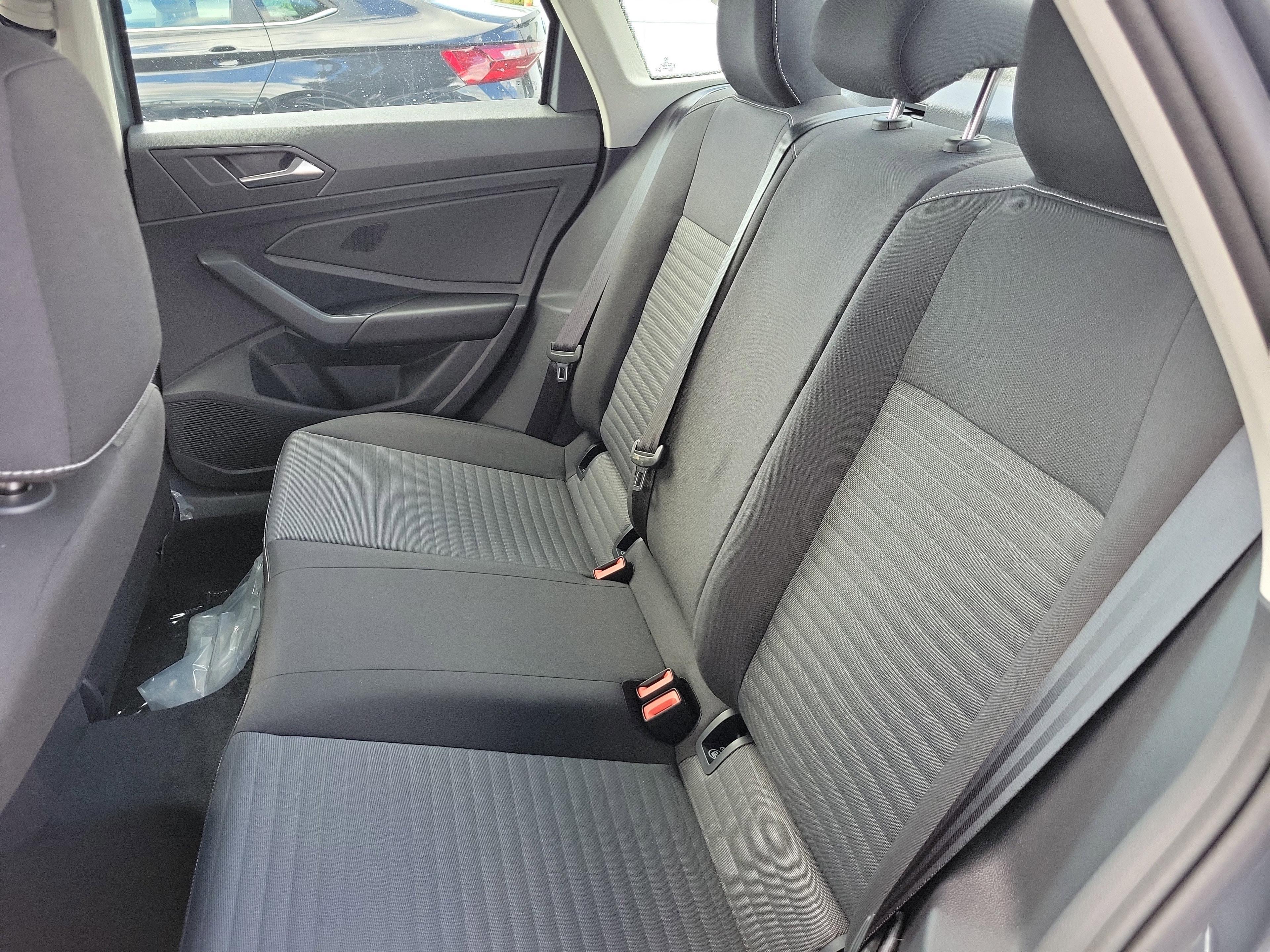 Volkswagen Jetta 1.5T S Fwd 4D Sedan - Thumbnail 15