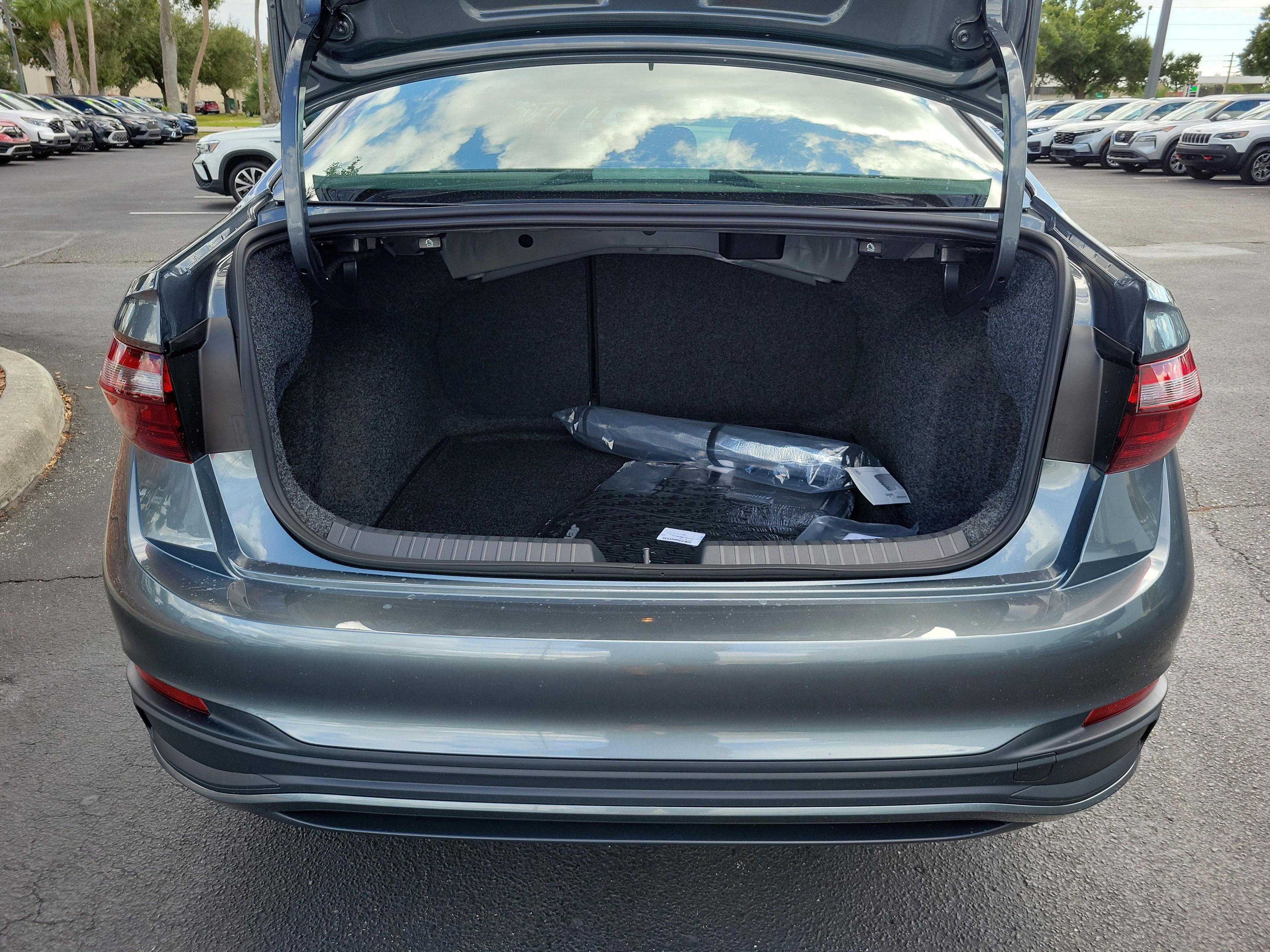 Volkswagen Jetta 1.5T S Fwd 4D Sedan - Thumbnail 14