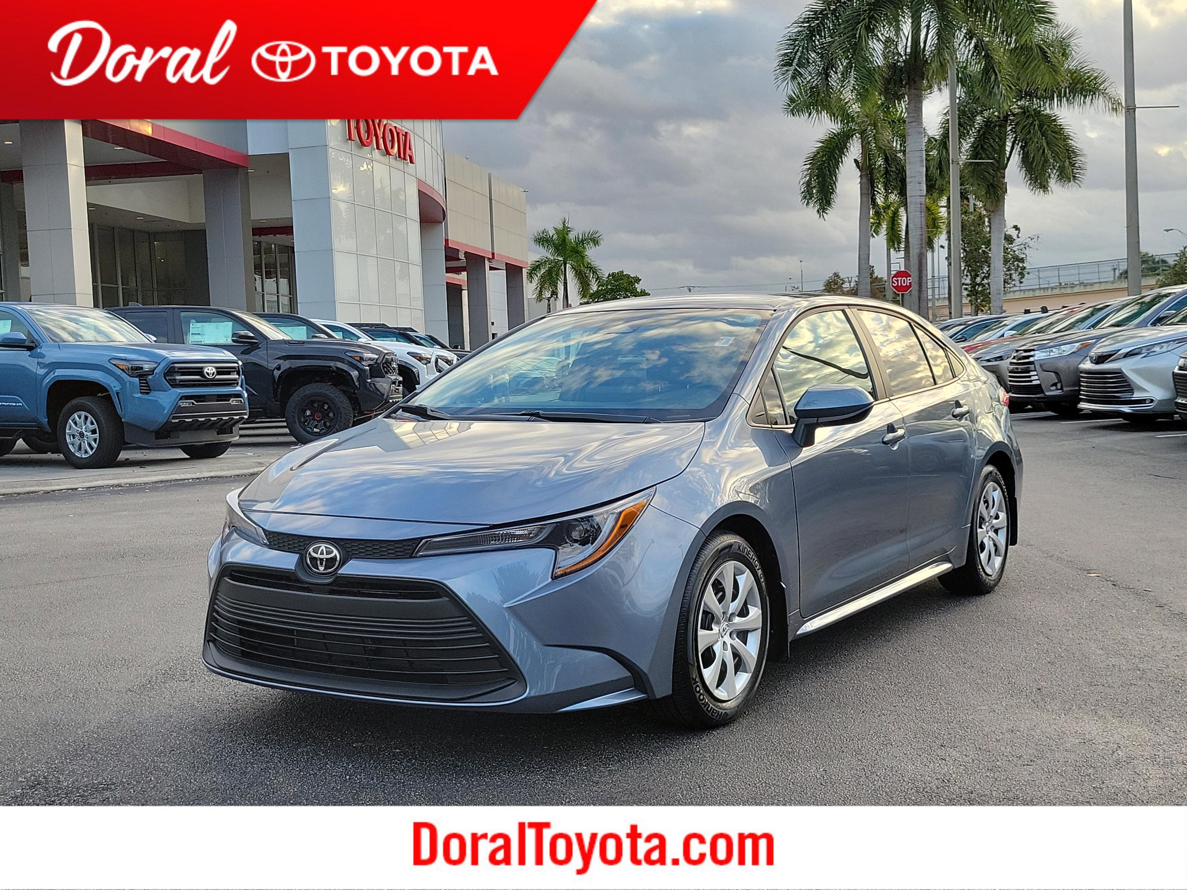 Toyota Corolla Le Fwd - Thumbnail 2