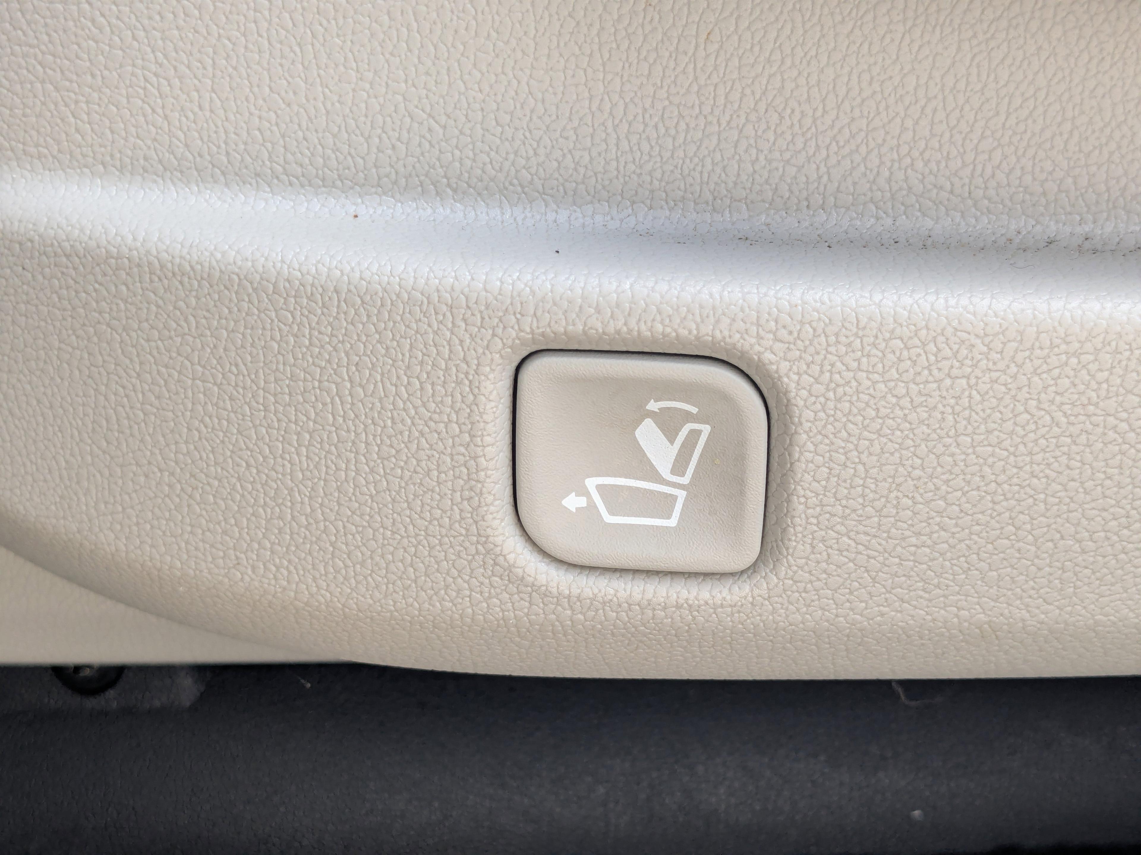 Kia Sorento S - Thumbnail 17