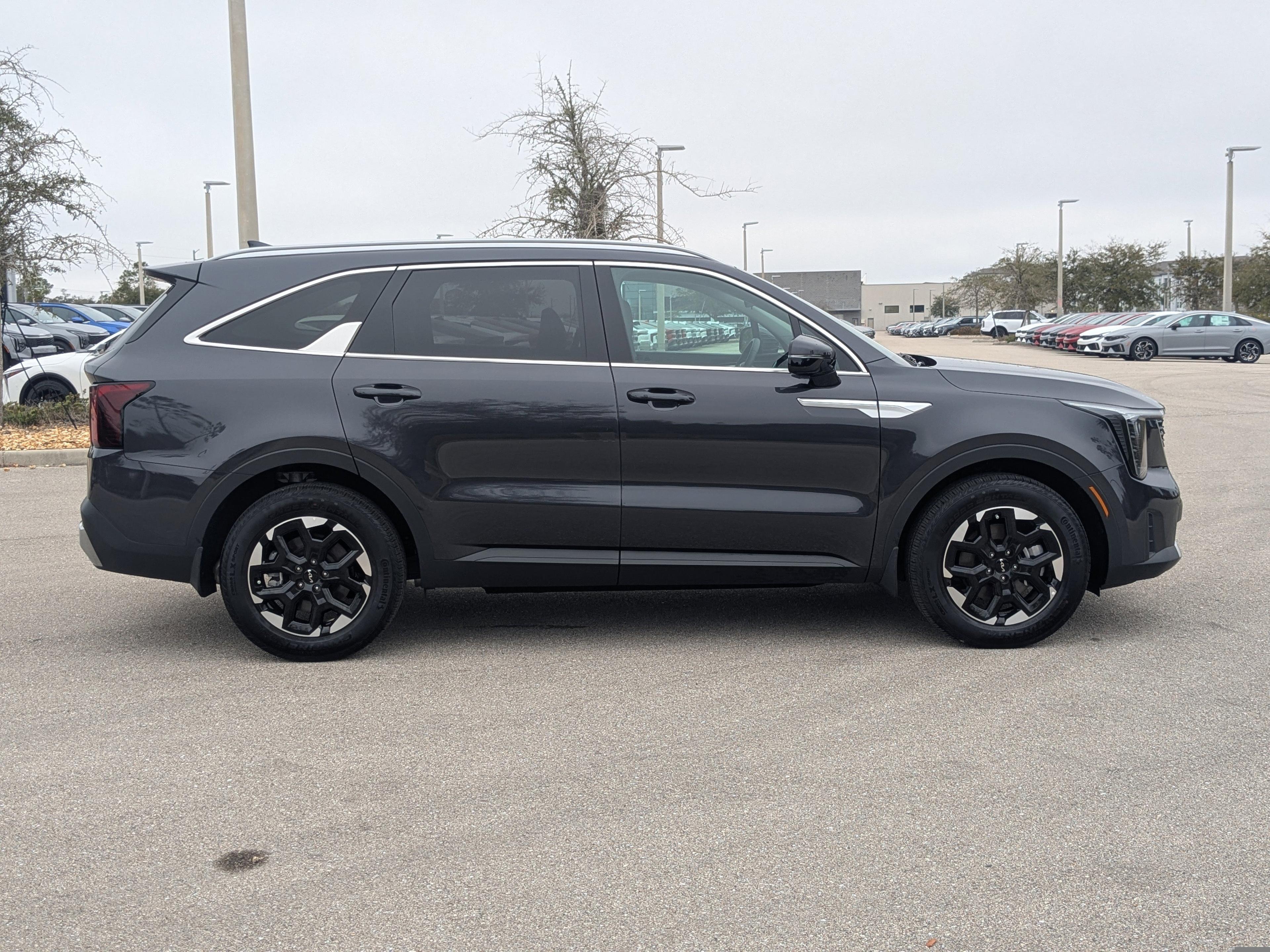 Kia Sorento S - Thumbnail 4