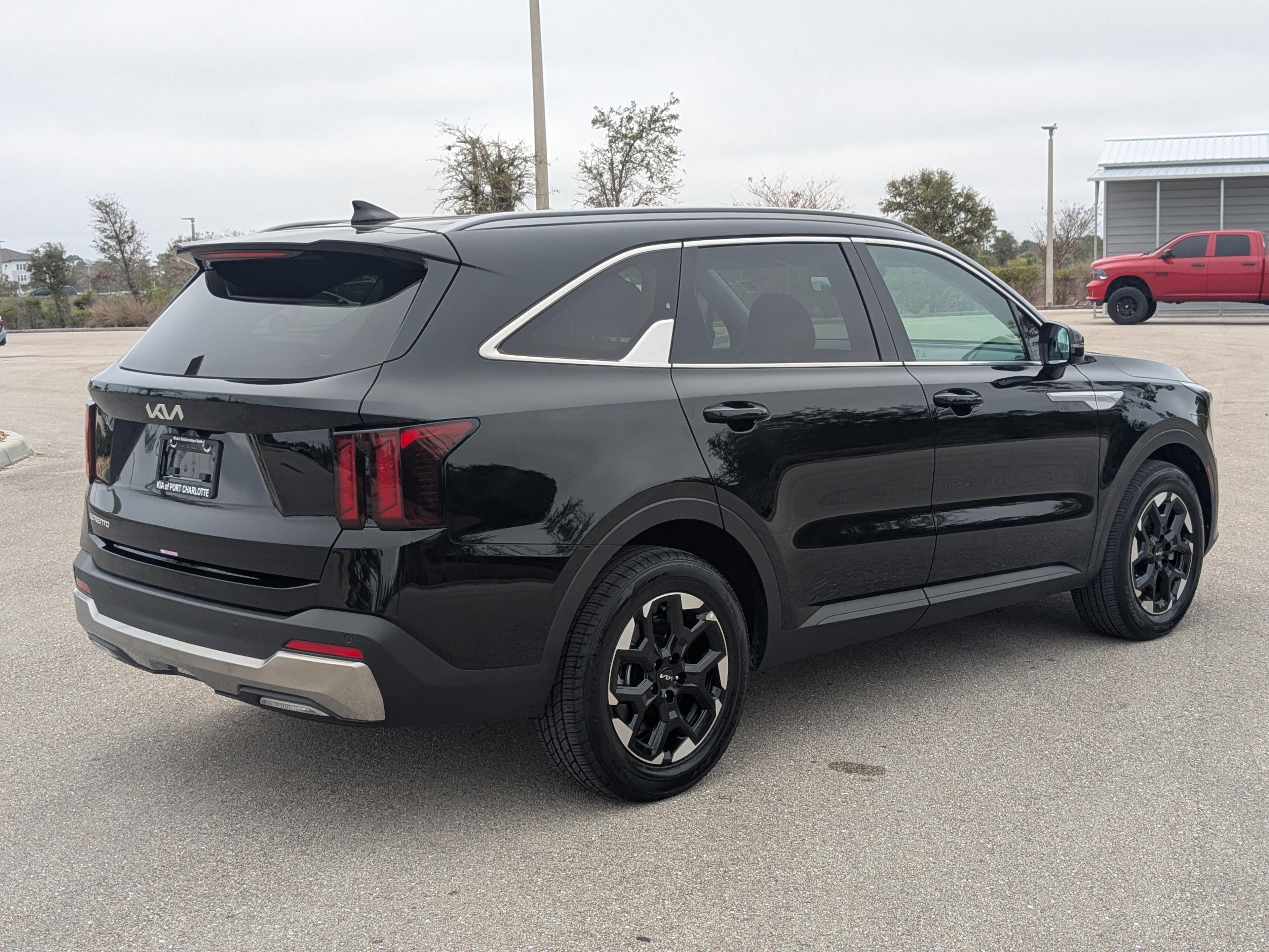 Kia Sorento S - Thumbnail 6