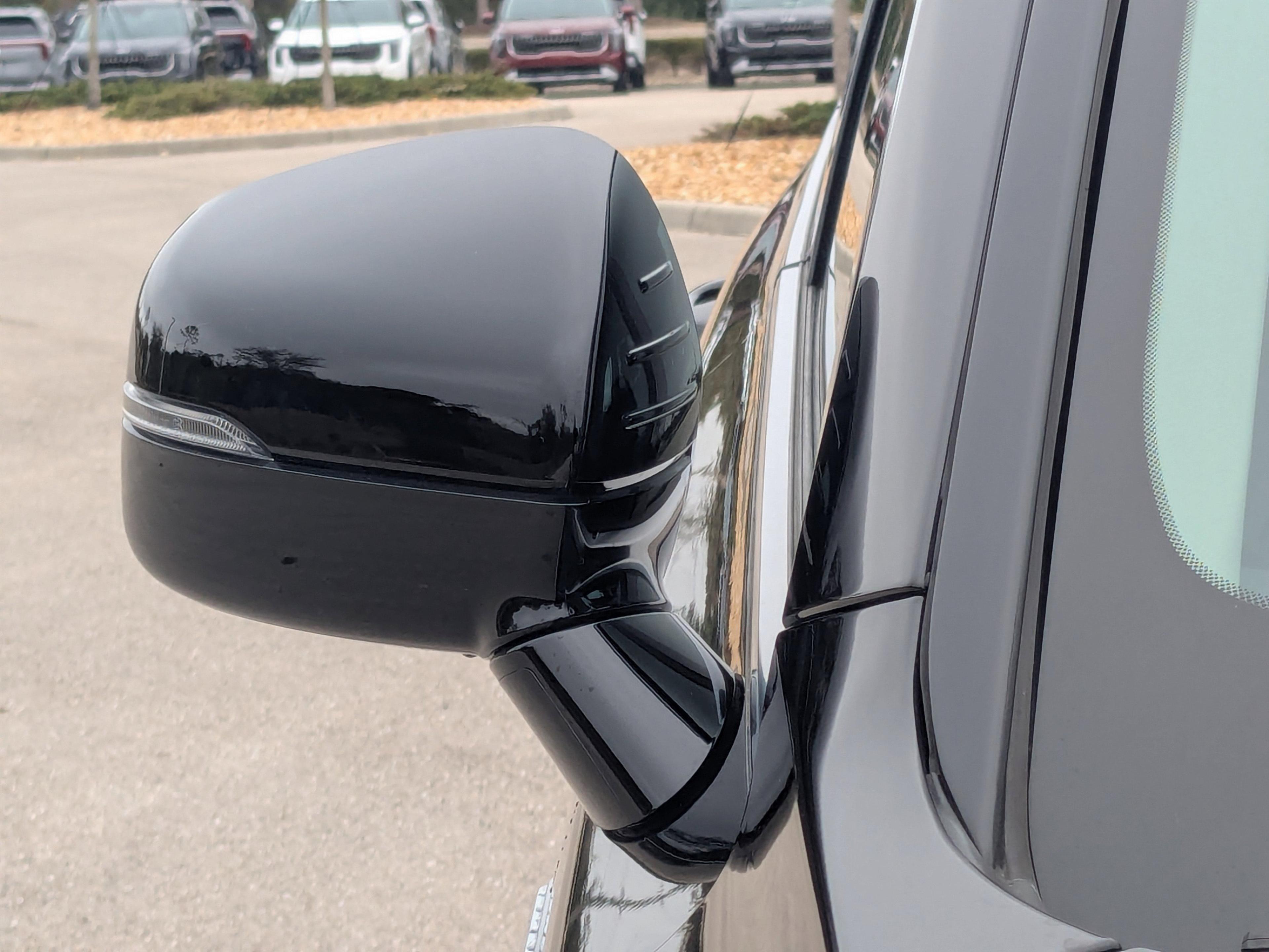 Kia Sorento S - Thumbnail 13