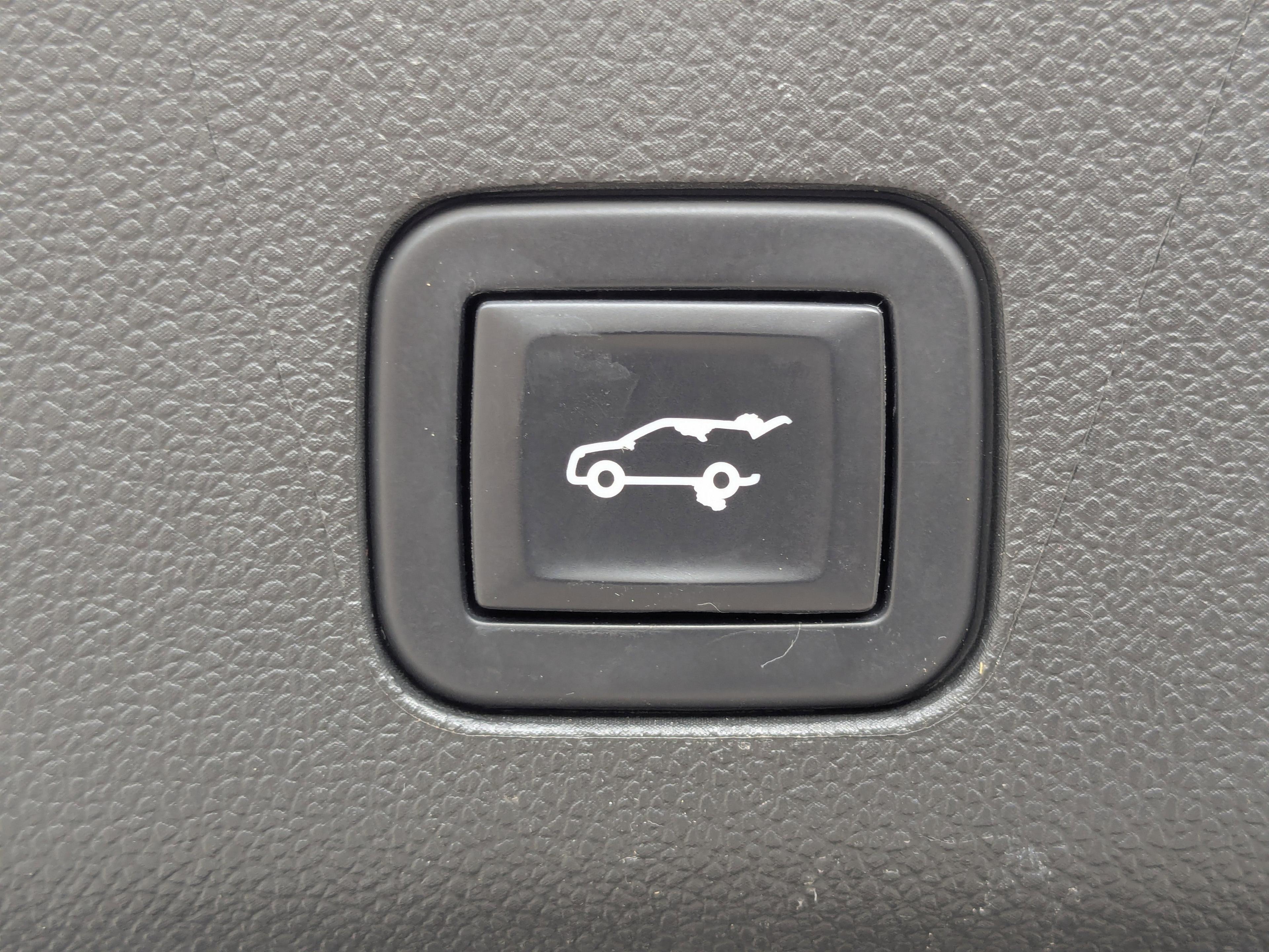 Chevrolet Suburban Rst - Thumbnail 14