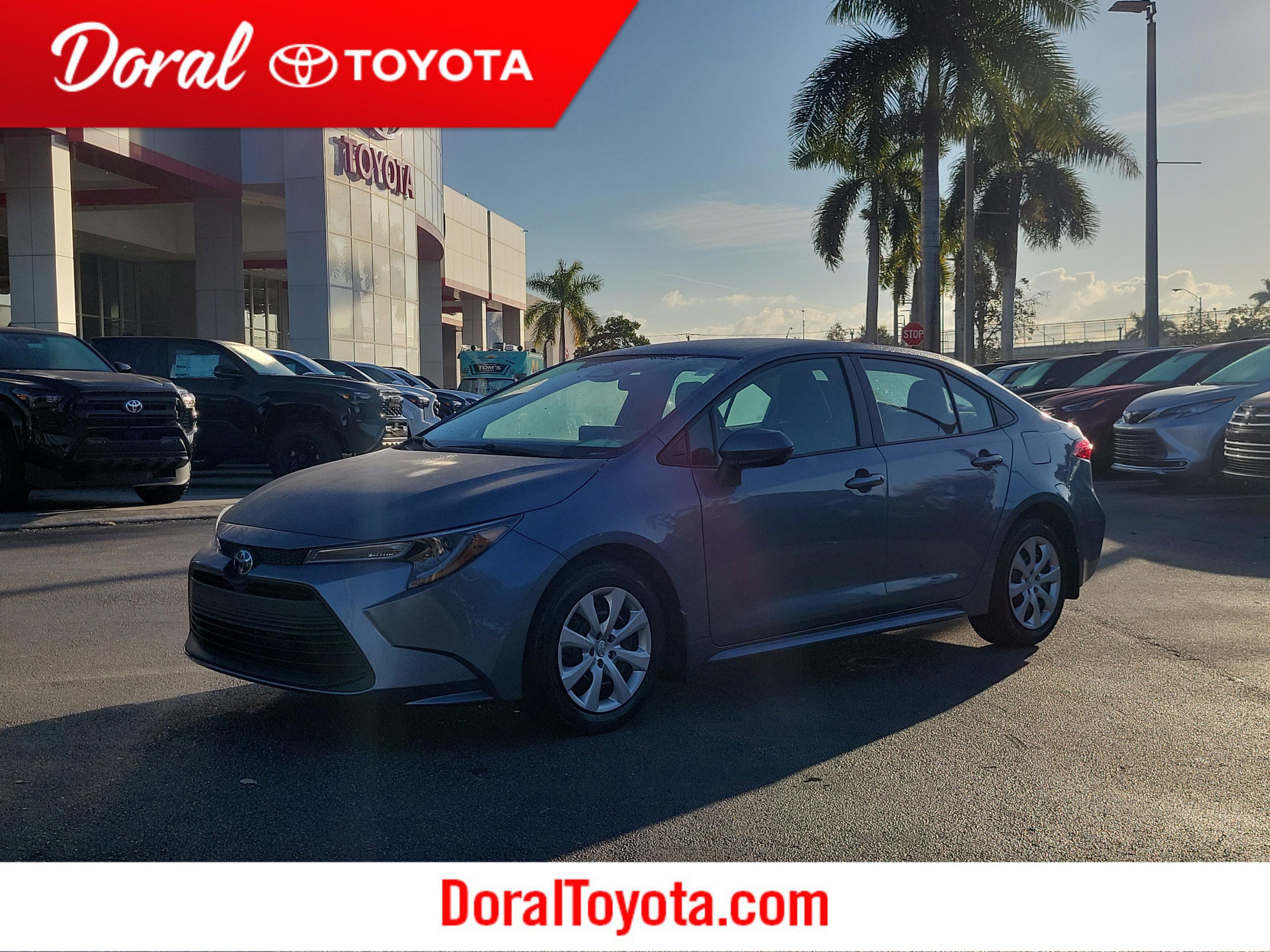 Toyota Corolla Le Fwd - Thumbnail 2