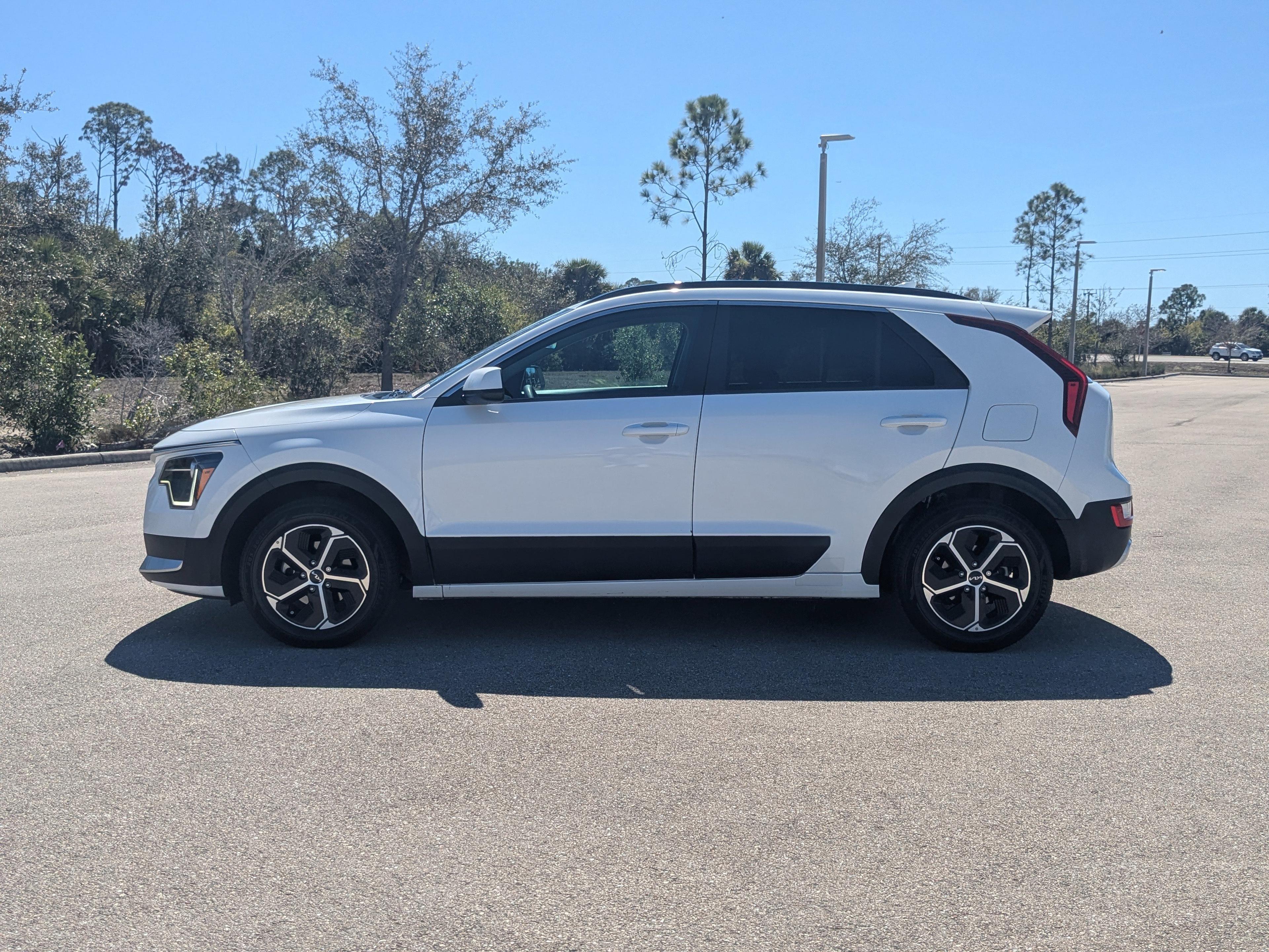 Kia Niro Lx - Thumbnail 9