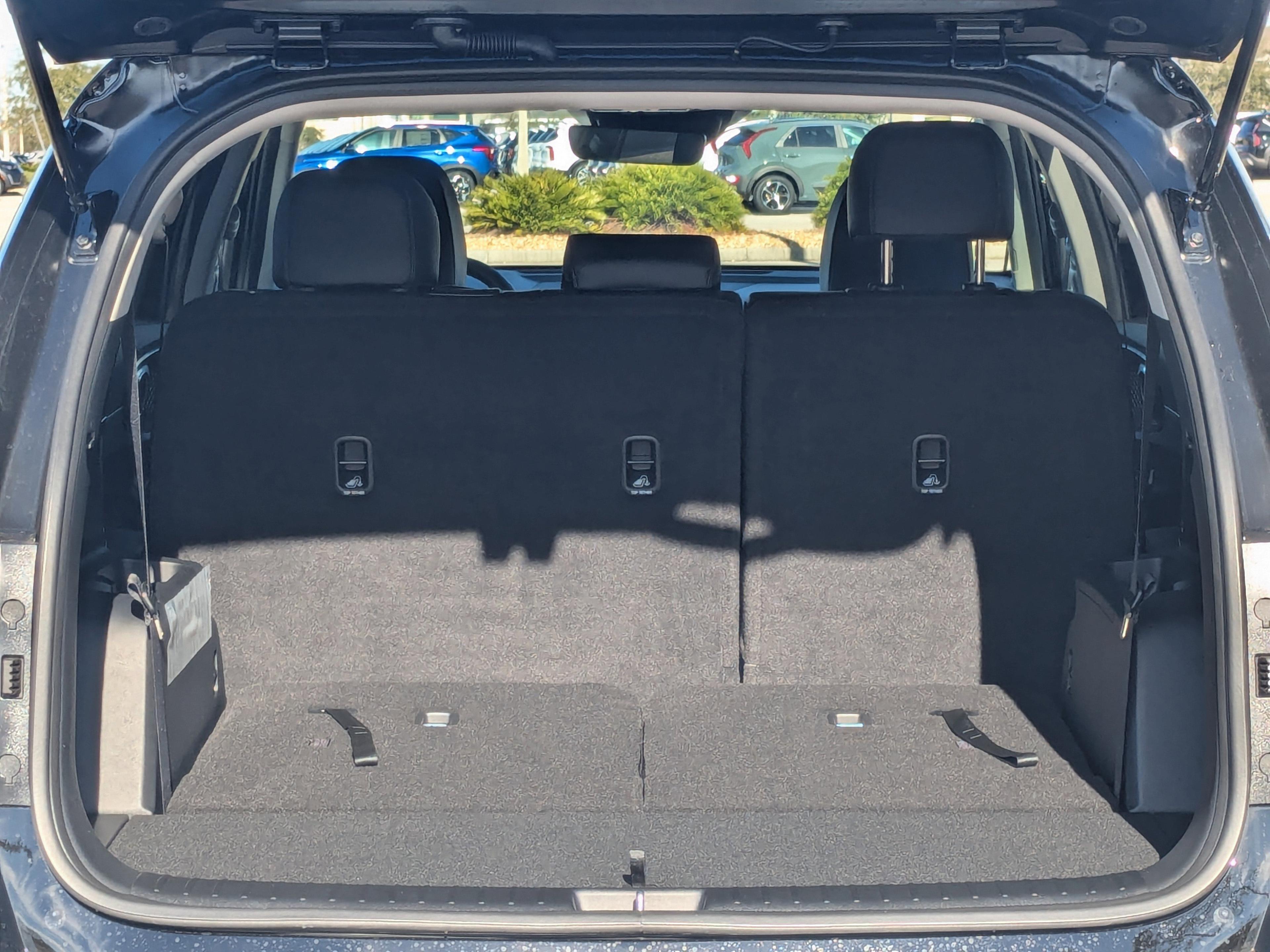 Kia Sorento S - Thumbnail 15