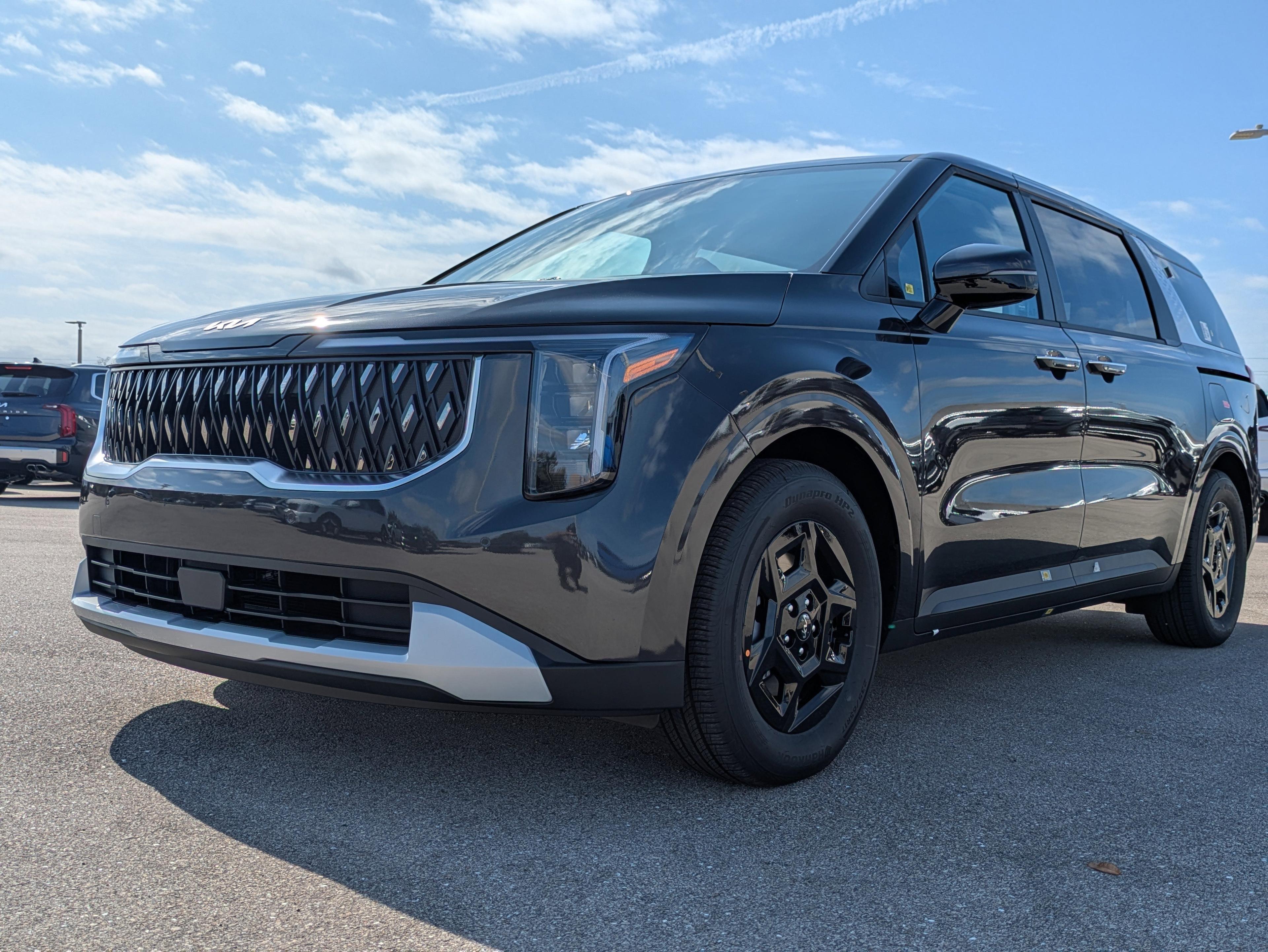 Kia Carnival Mpv Lxs - Thumbnail 10