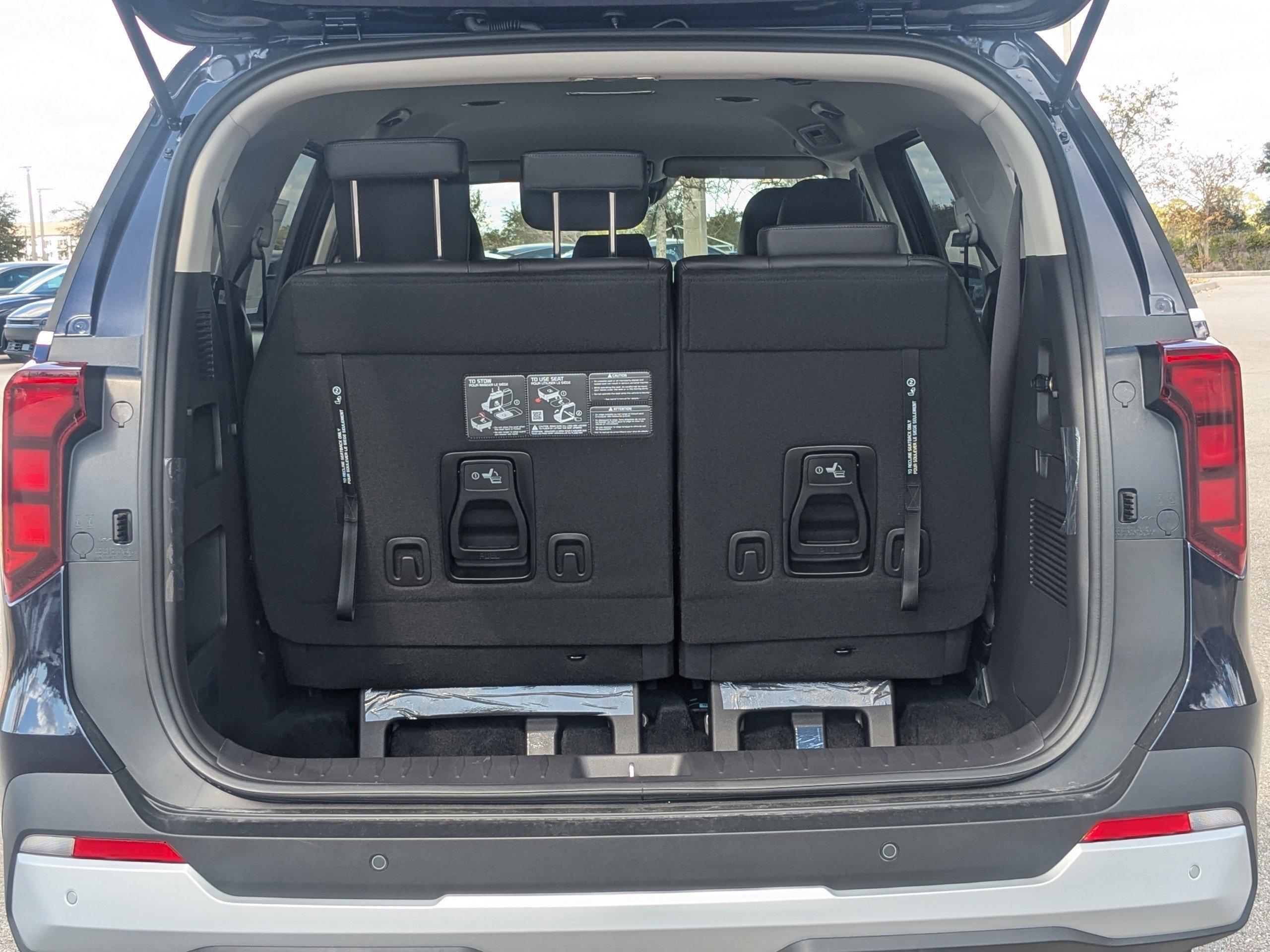 Kia Carnival Mpv Lxs - Thumbnail 14