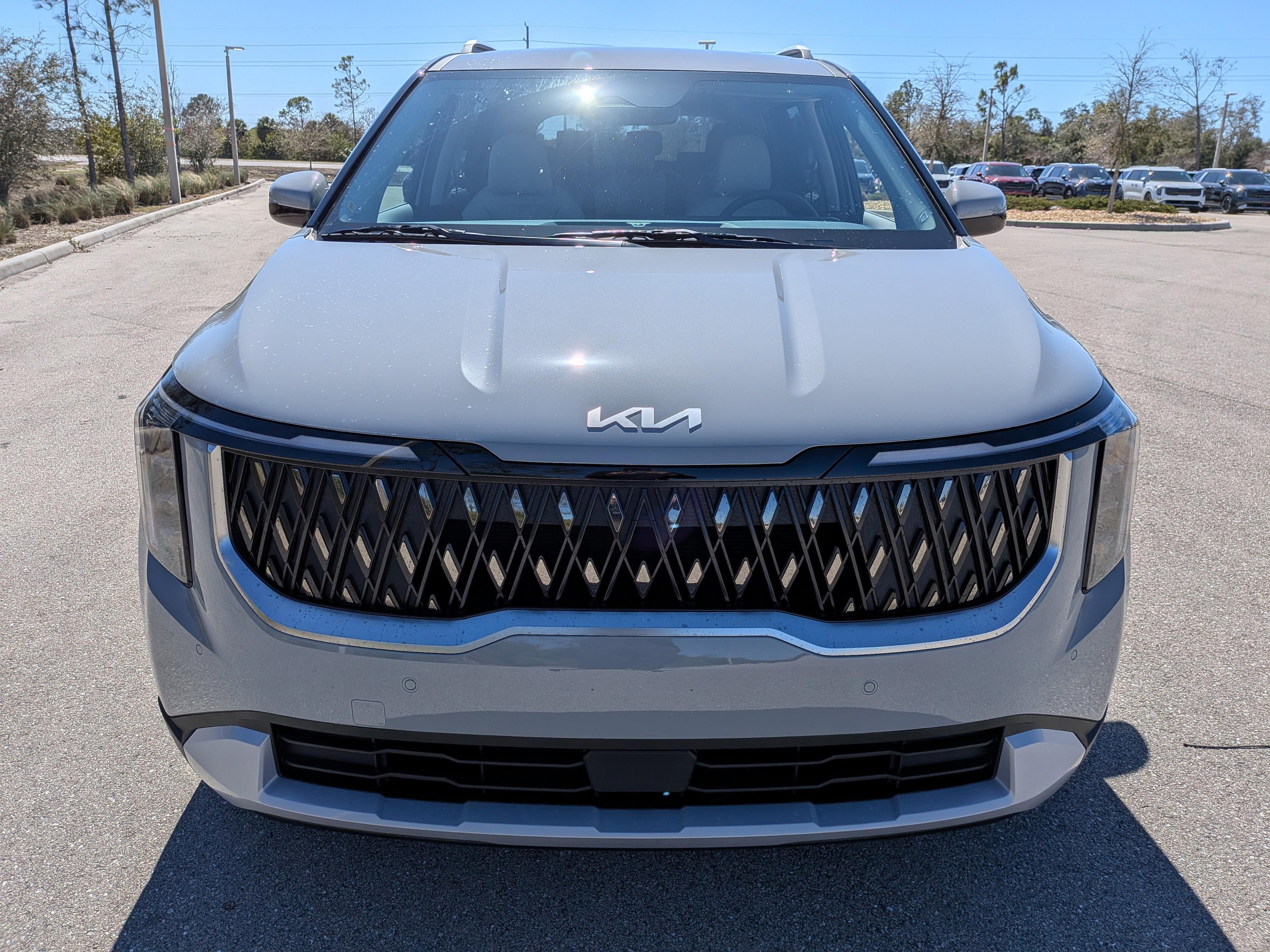 Kia Carnival Mpv Ex - Thumbnail 4