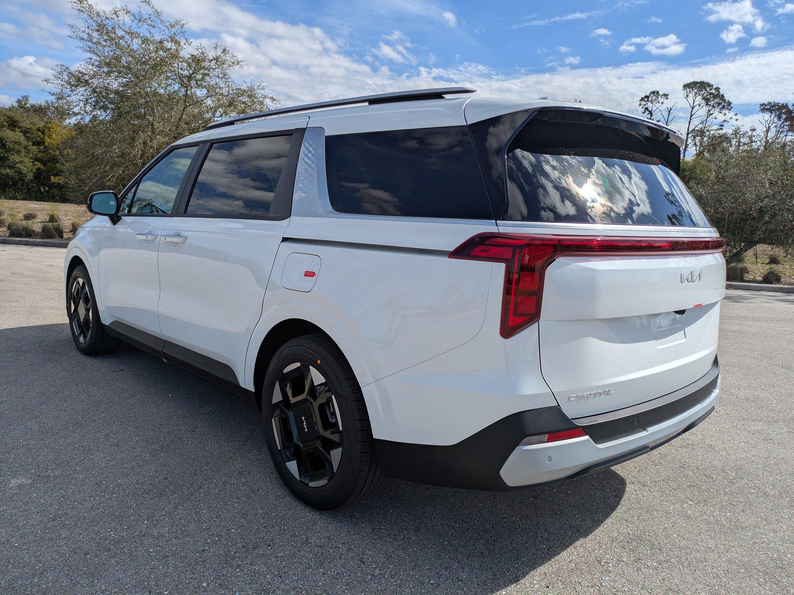 Kia Carnival Mpv Ex - Thumbnail 8