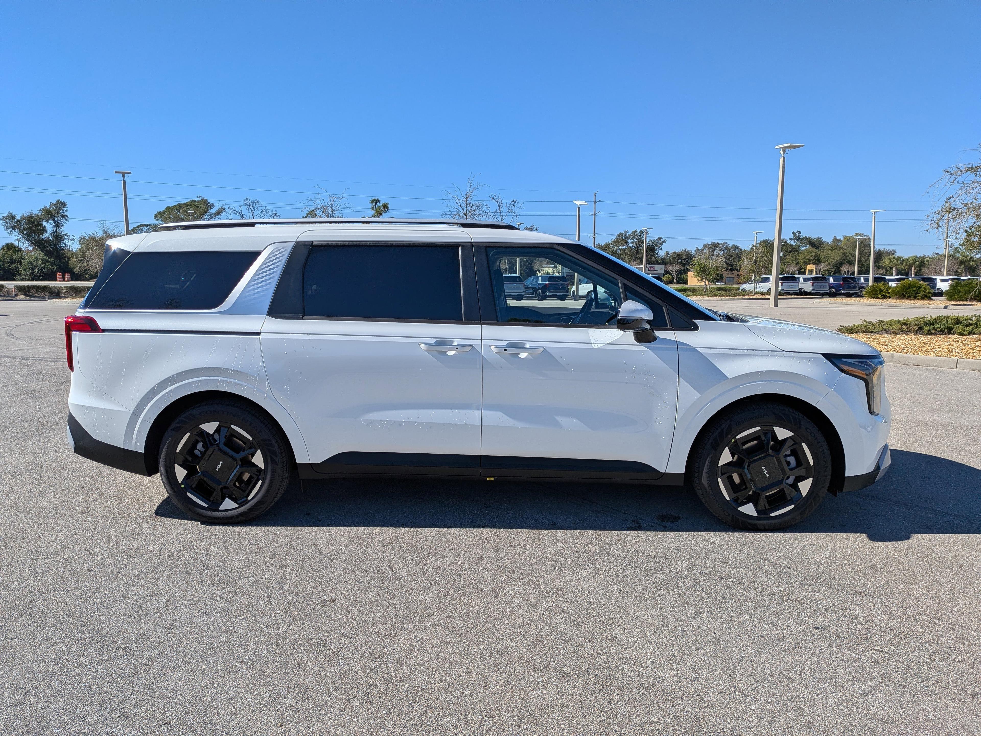 Kia Carnival Mpv Ex - Thumbnail 5