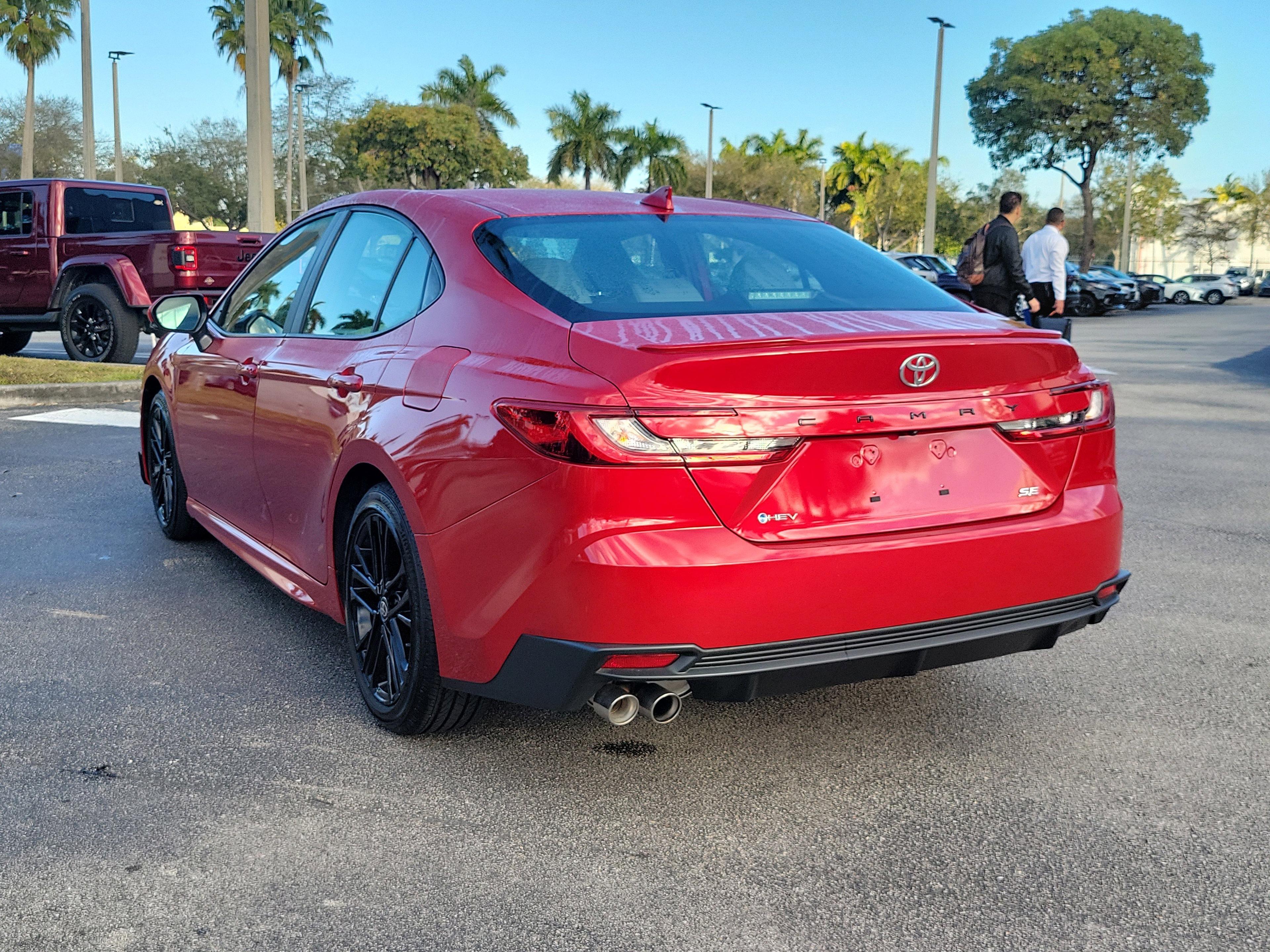 Toyota Camry Se Fwd - Thumbnail 7