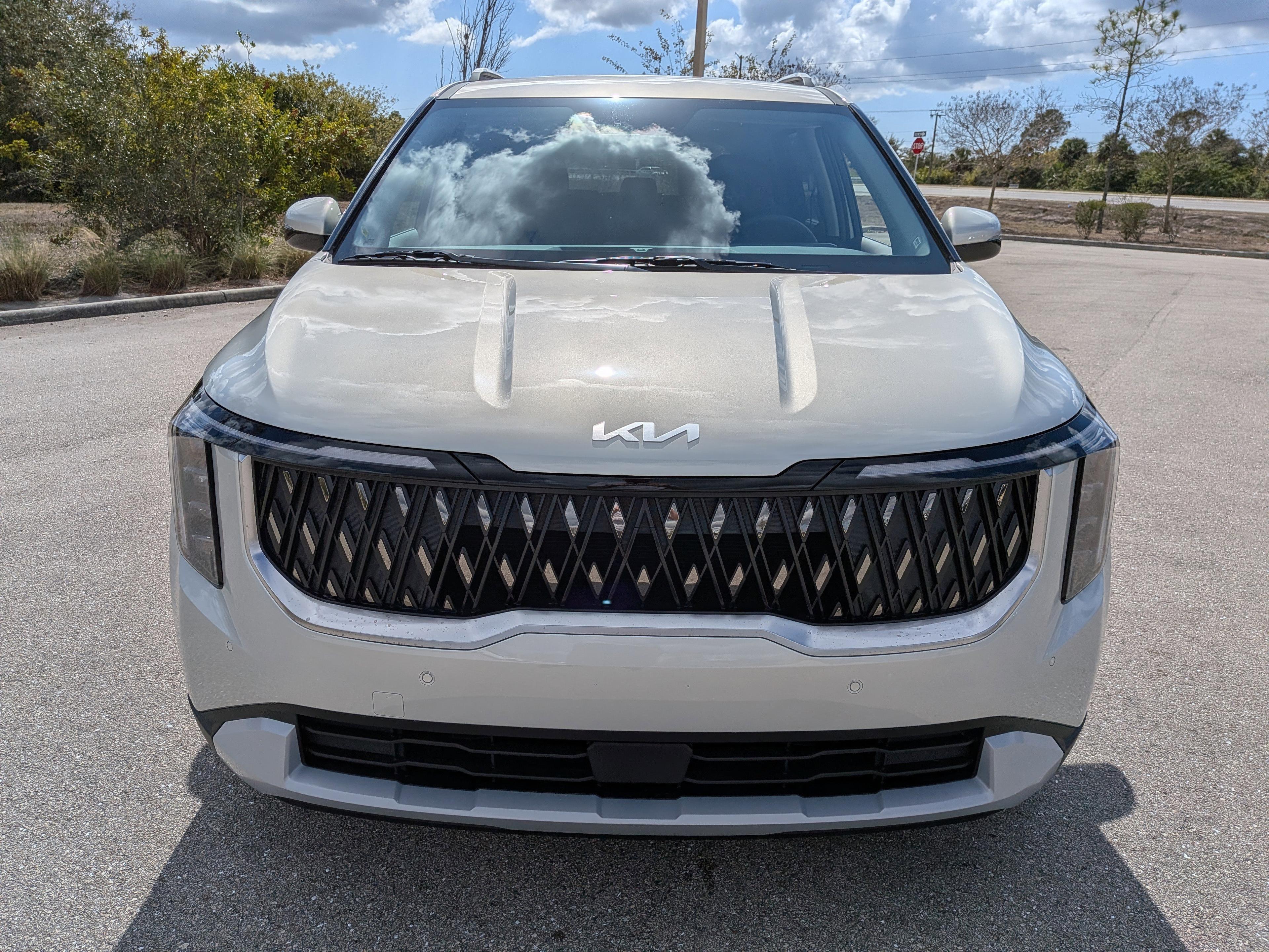 Kia Carnival Mpv Ex - Thumbnail 2