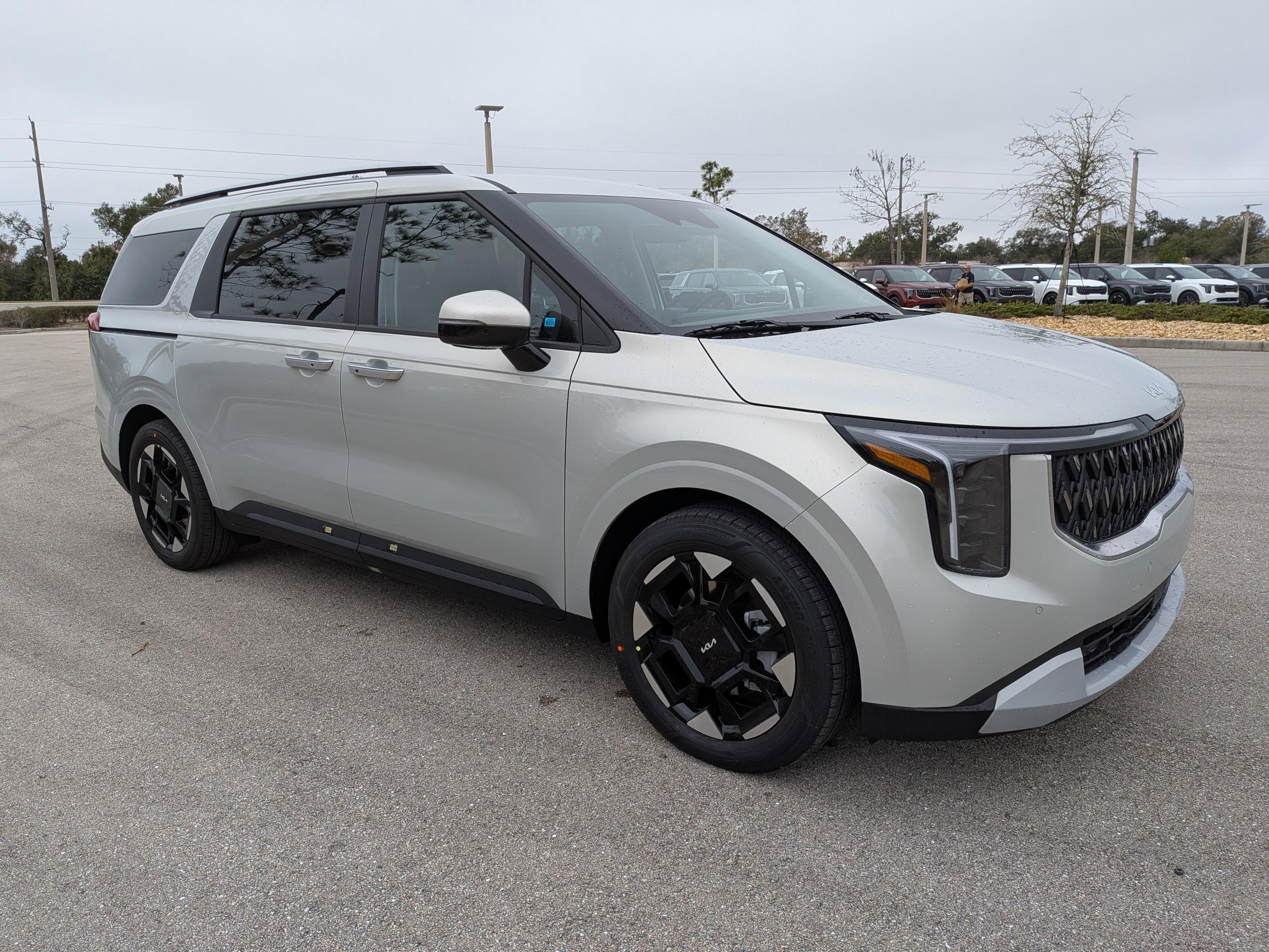 Kia Carnival Mpv Ex - Thumbnail 3