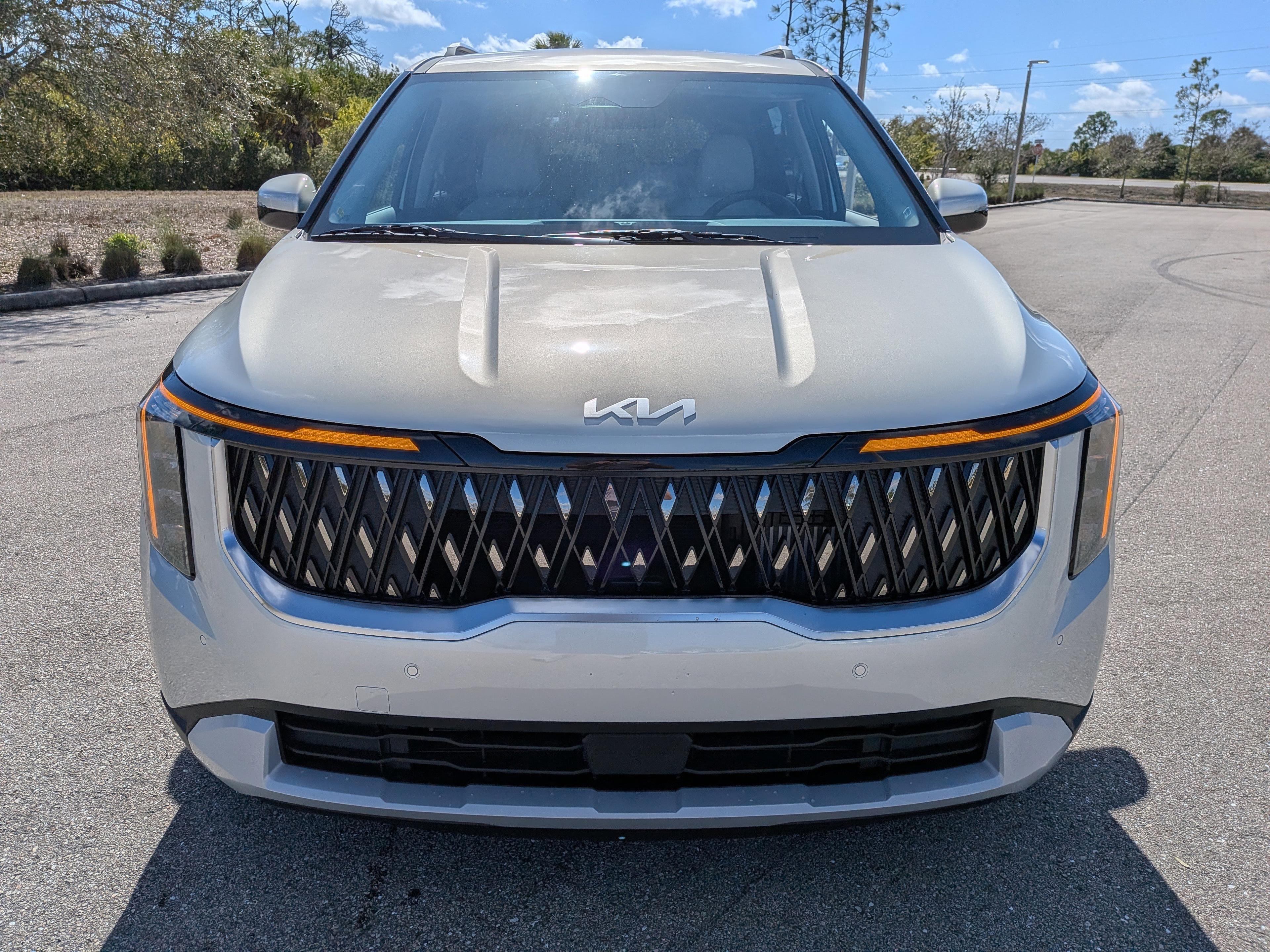 Kia Carnival Mpv Ex - Thumbnail 4