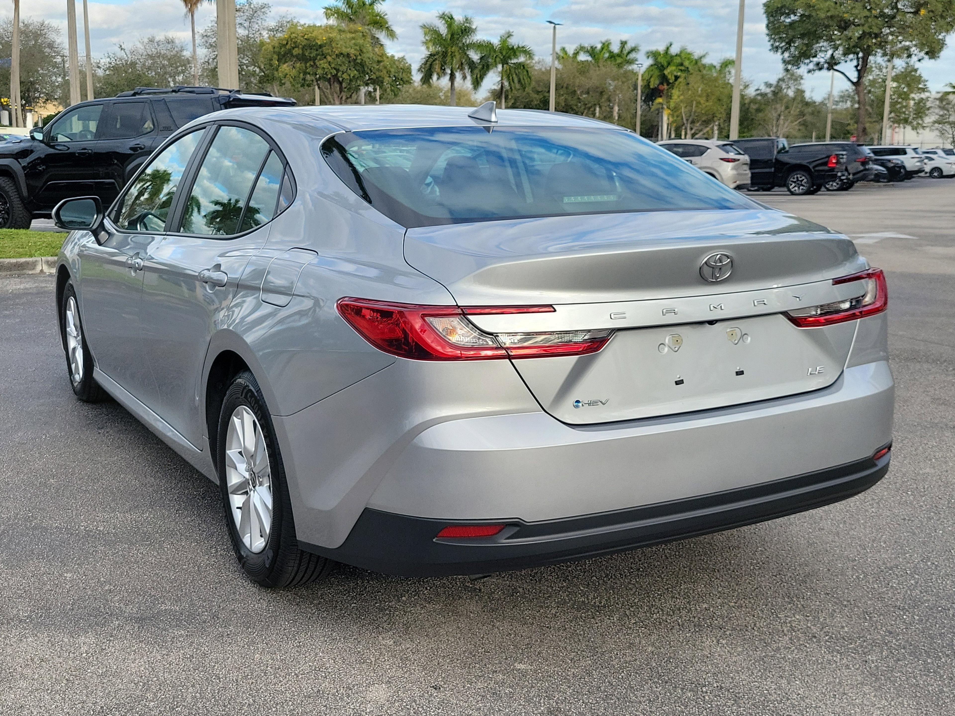 Toyota Camry Le Fwd - Thumbnail 7