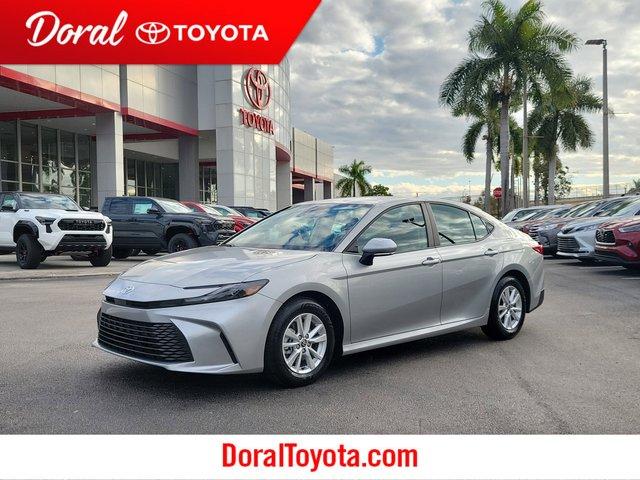 Toyota Camry Le Fwd - View 1