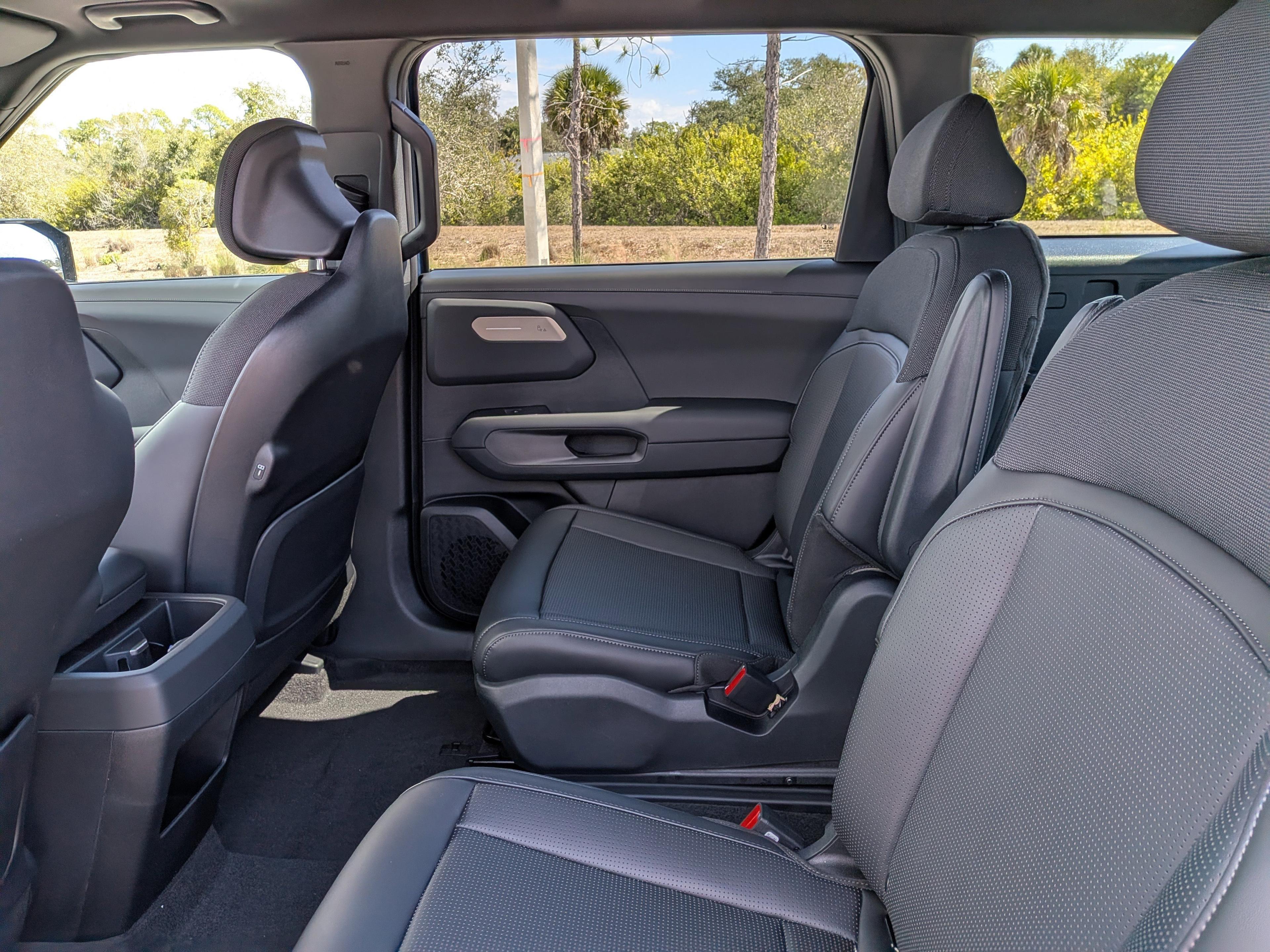 Kia Telluride S - Thumbnail 17