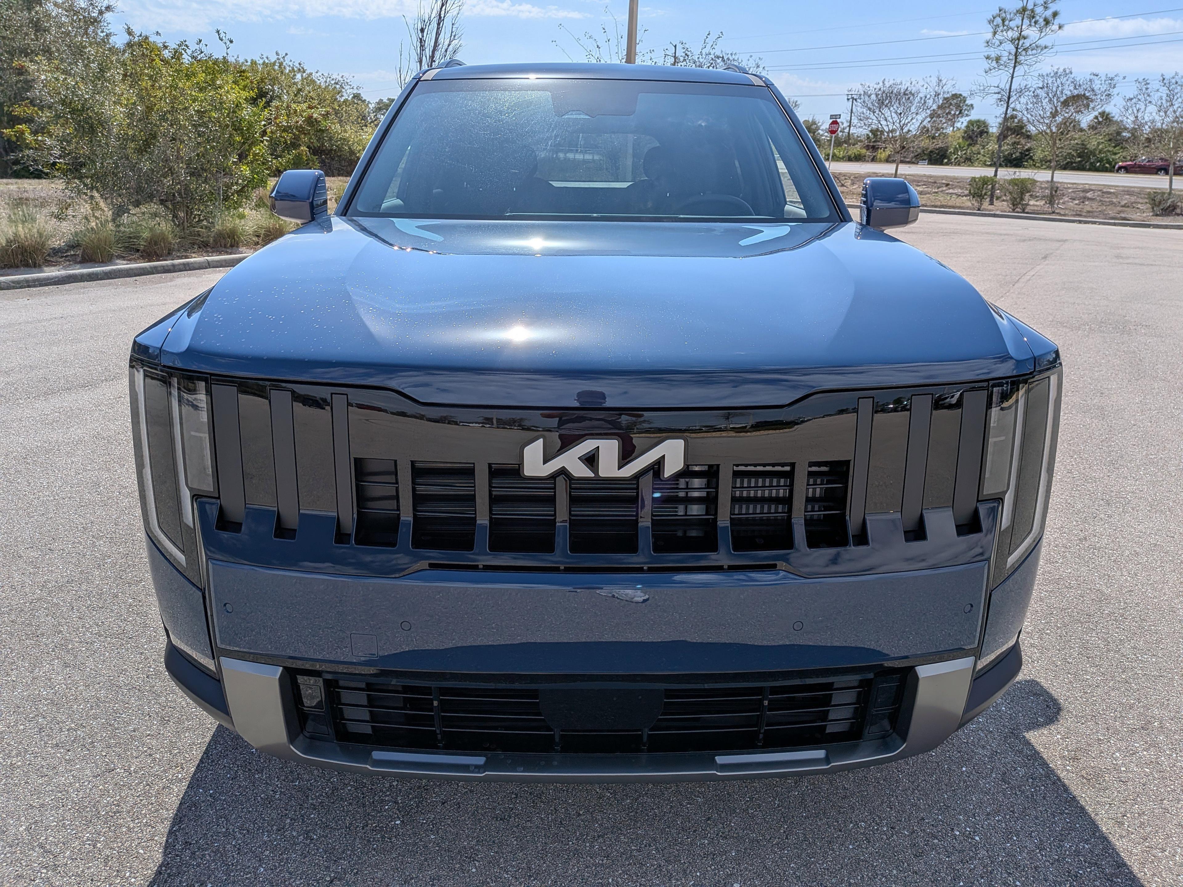 Kia Telluride S - Thumbnail 4