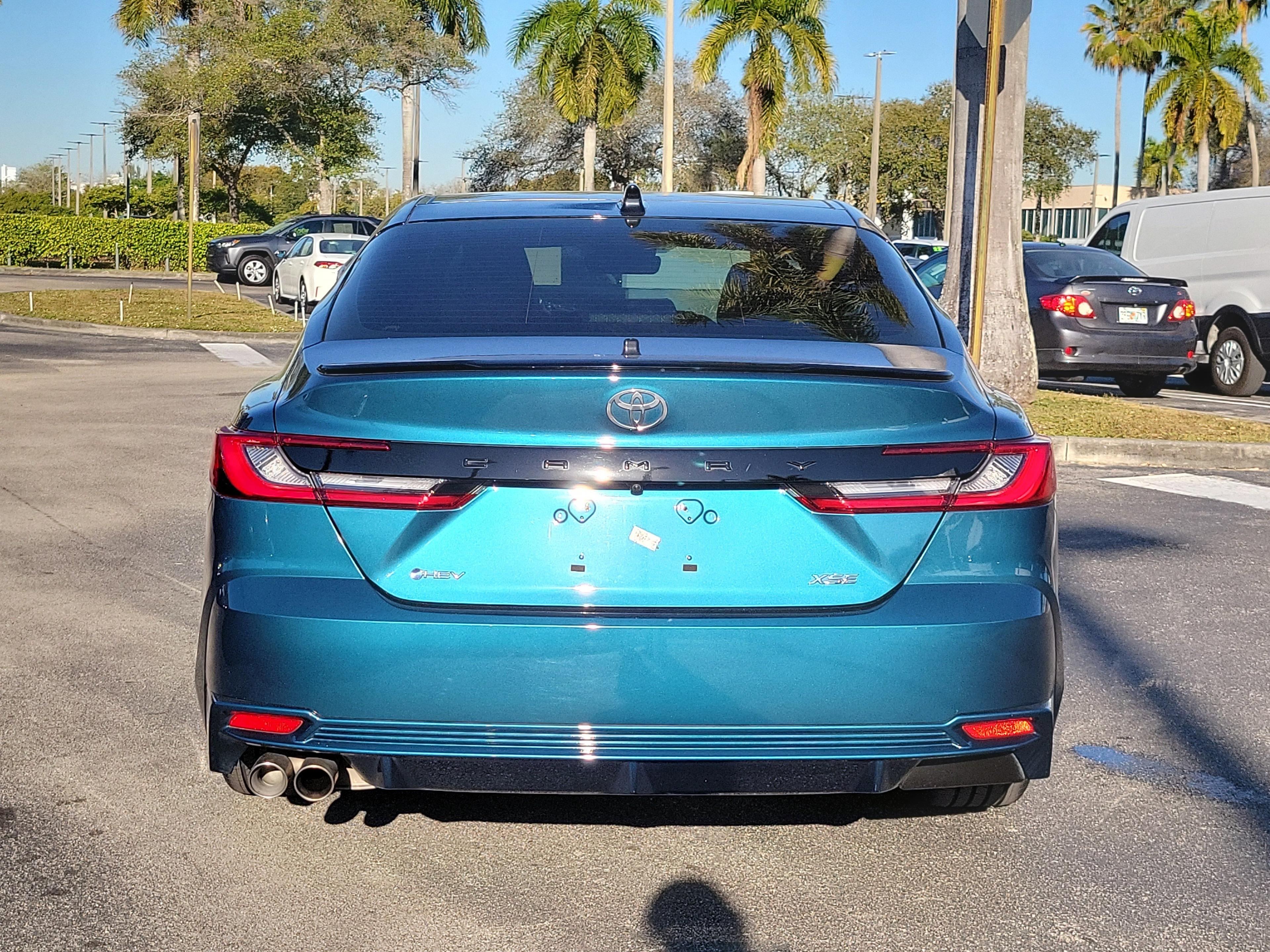 Toyota Camry Xse Fwd - Thumbnail 6