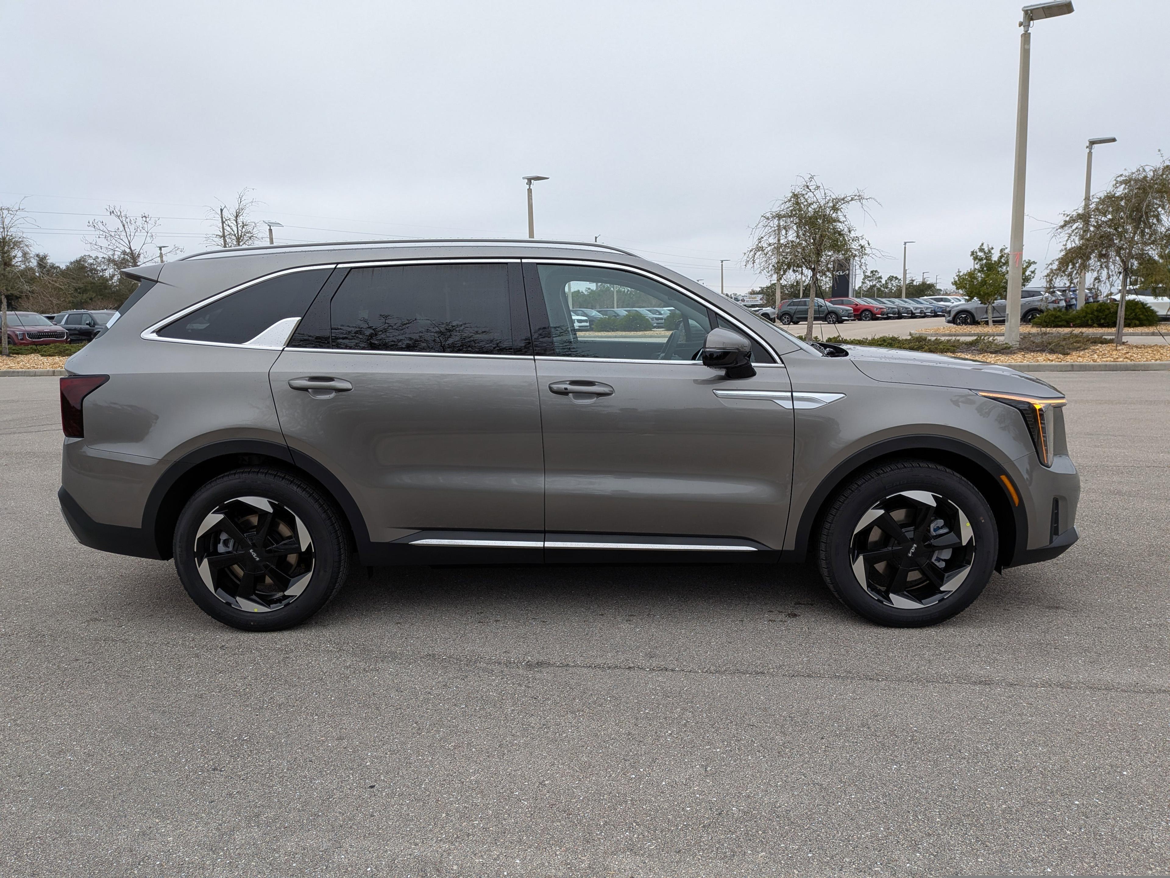 Kia Sorento Hybrid Ex - Thumbnail 5