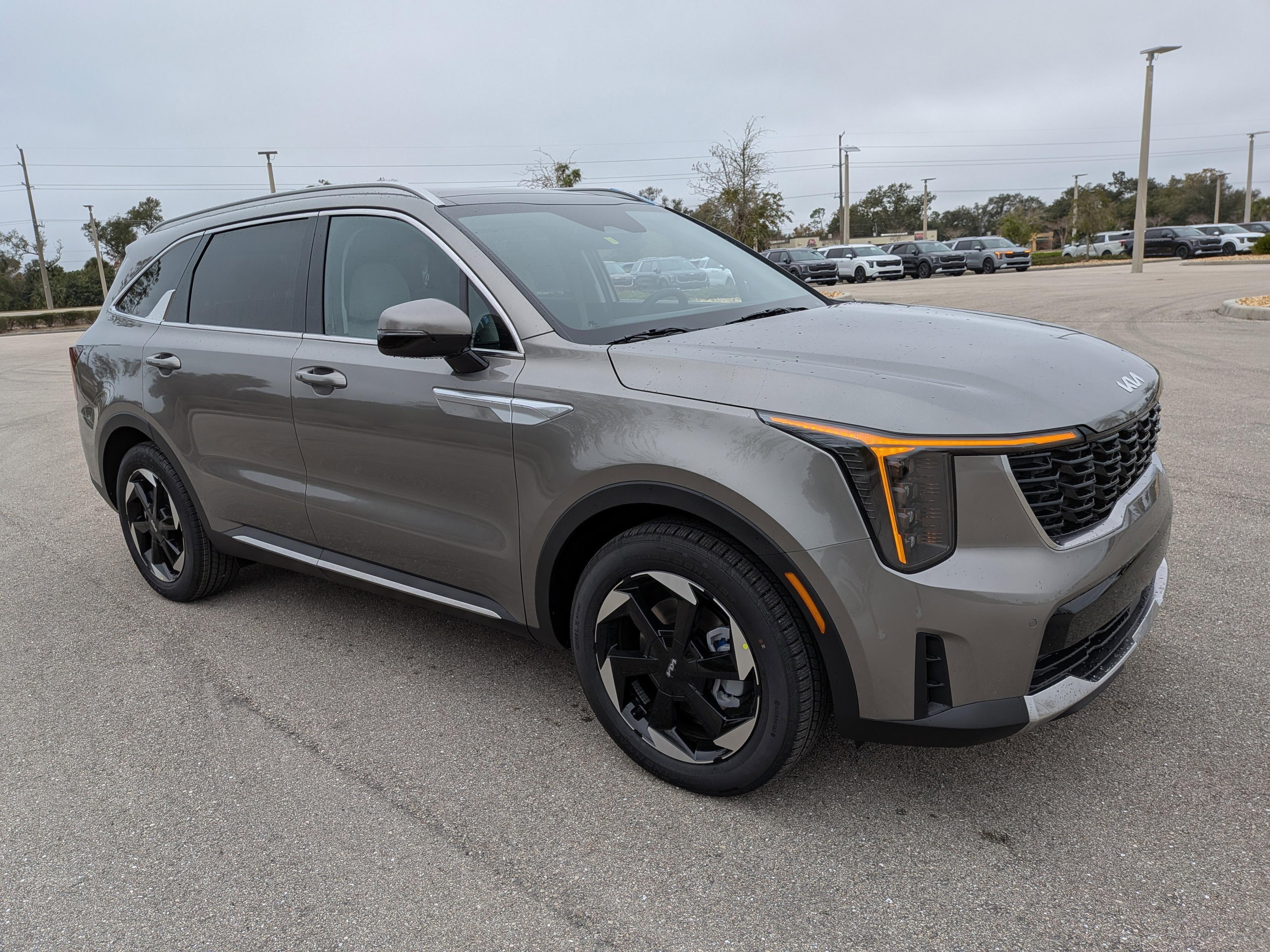 Kia Sorento Hybrid Ex - Thumbnail 3