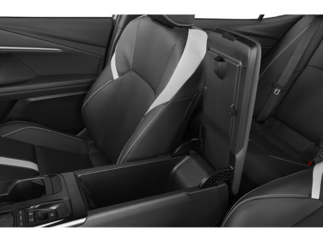 Toyota Camry Se Fwd - Thumbnail 15