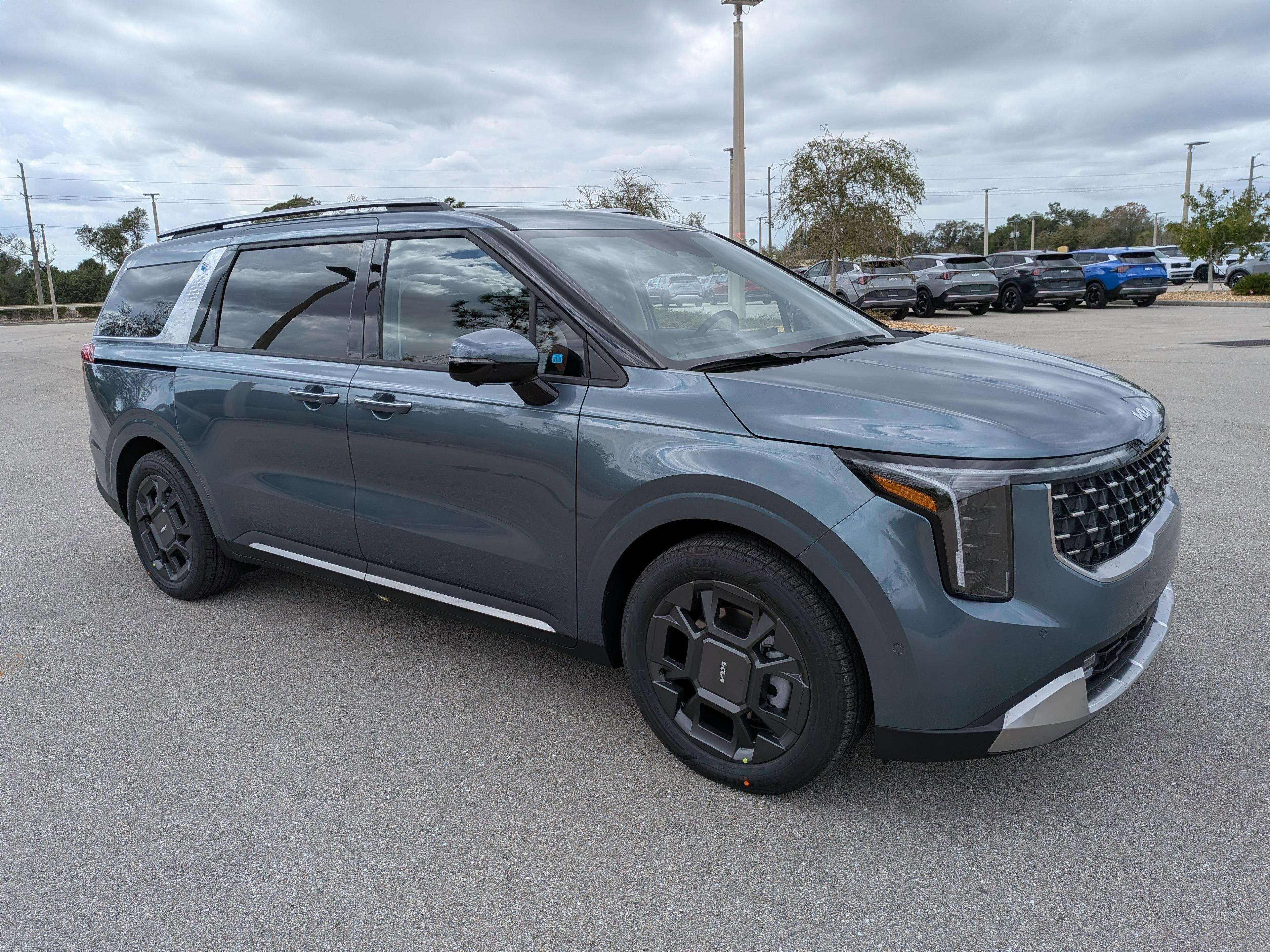 Kia Carnival Mpv Sx - Thumbnail 3