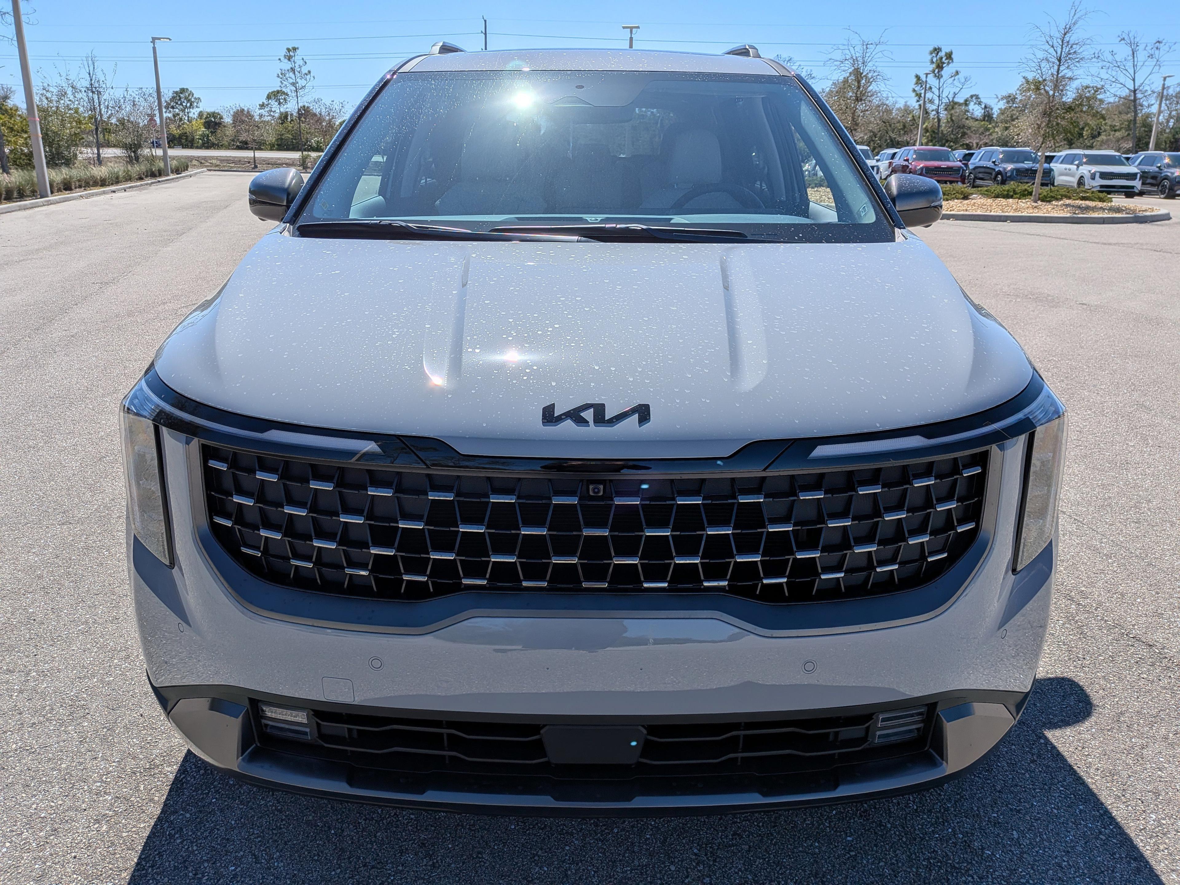 Kia Carnival Mpv Sx - Thumbnail 4