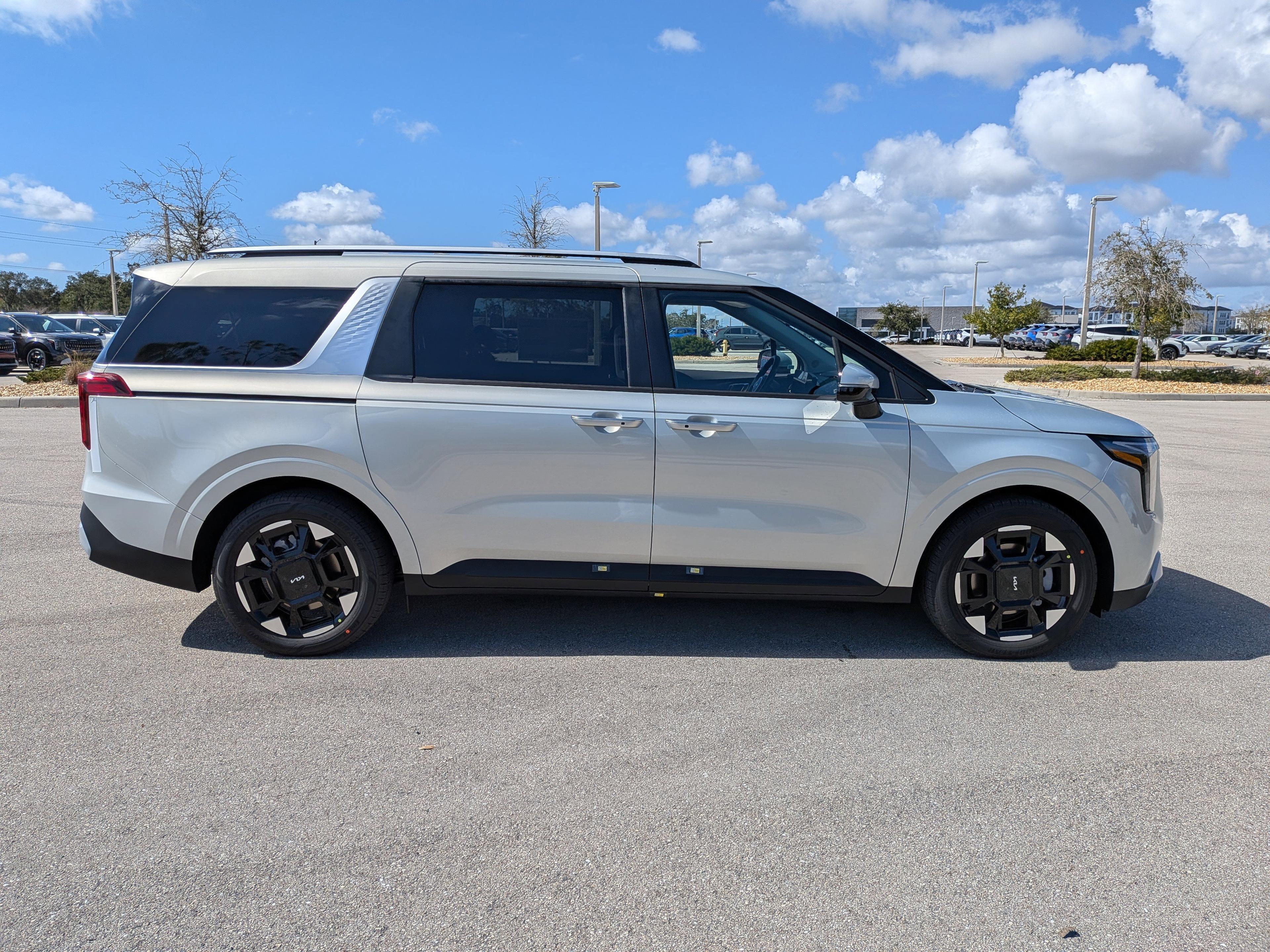 Kia Carnival Mpv Ex - Thumbnail 5