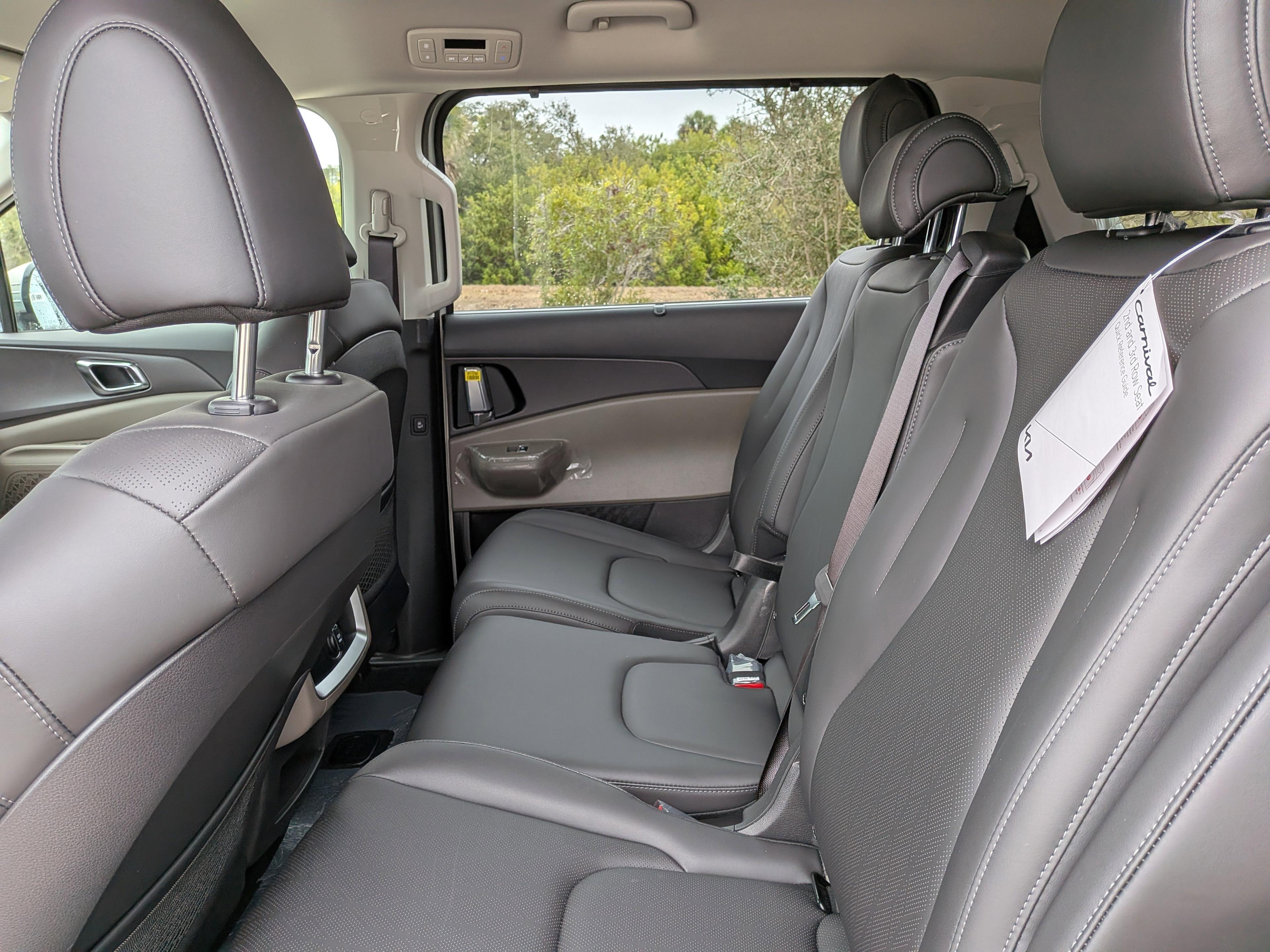 Kia Carnival Mpv Ex - Thumbnail 17