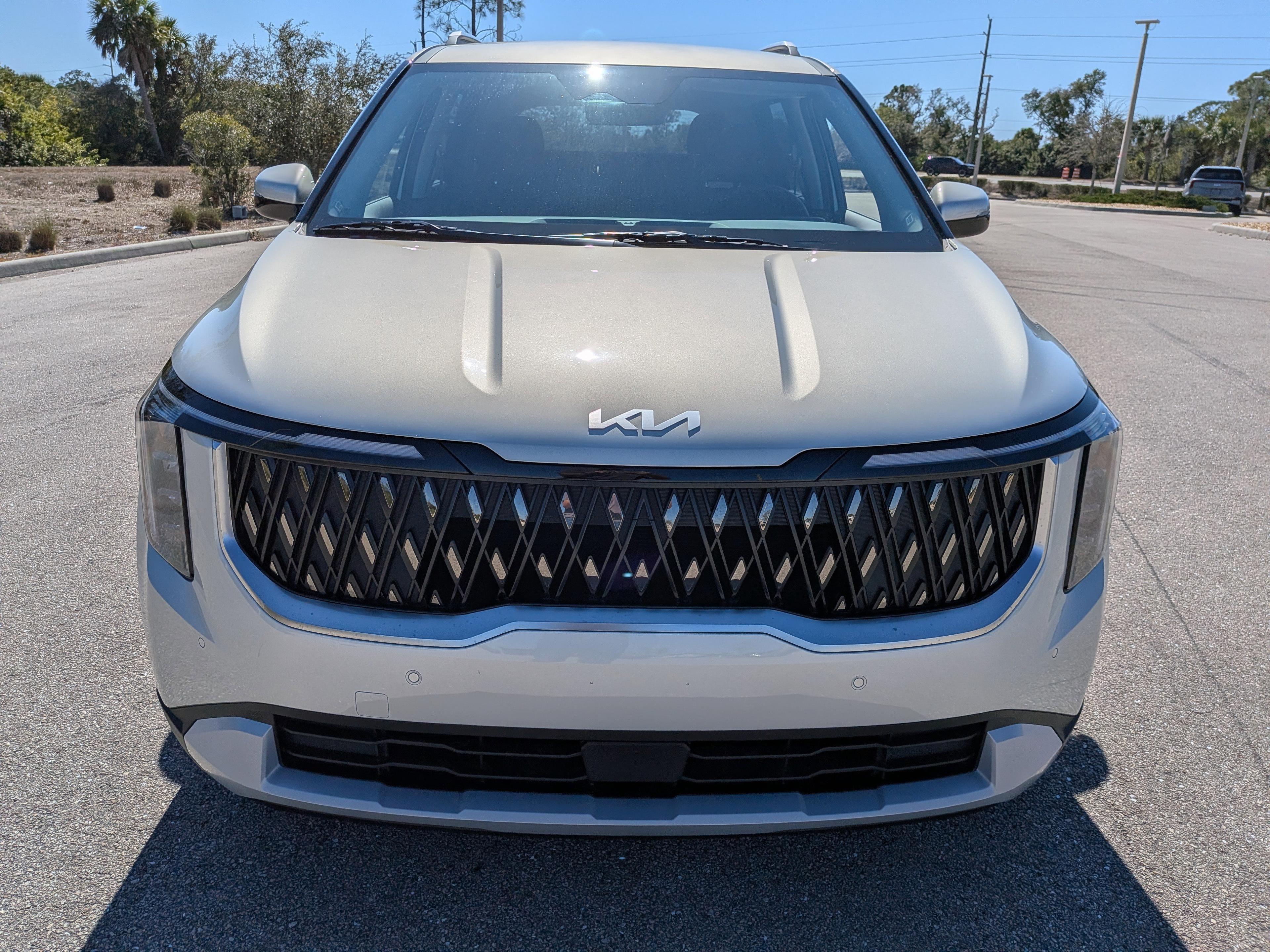 Kia Carnival Mpv Ex - Thumbnail 4