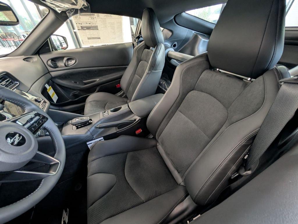 Nissan Z Heritage Edition (Z32 Midnight Purple) - Thumbnail 14