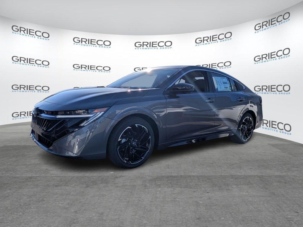 Nissan Sentra Sr - Thumbnail 4