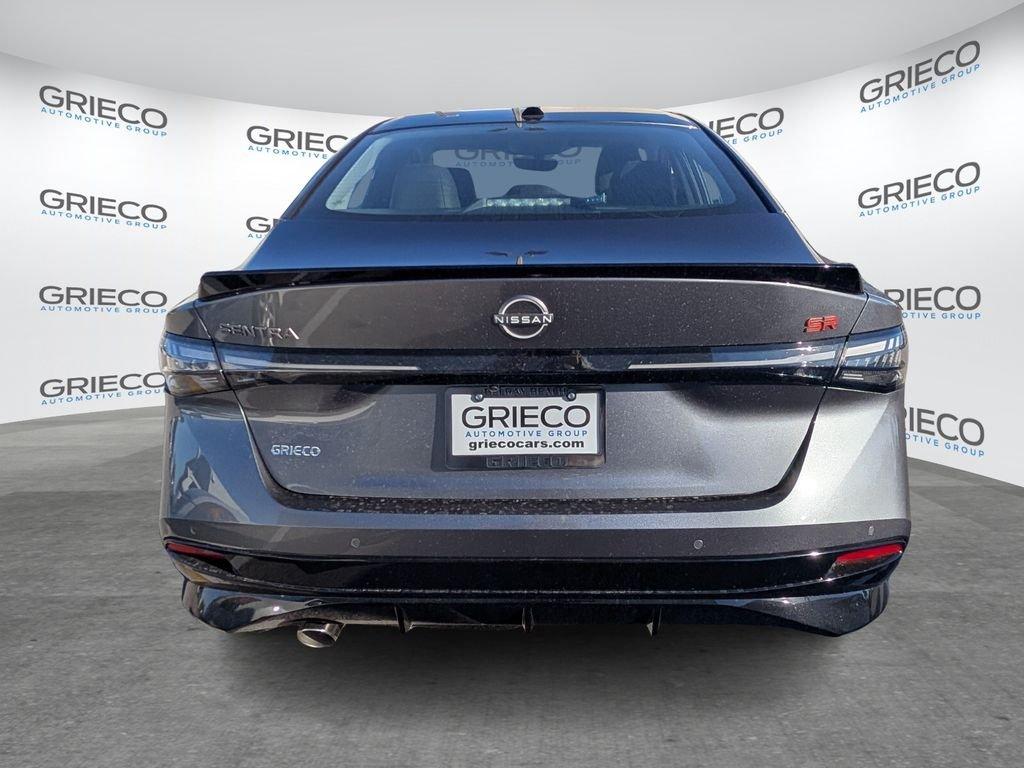 Nissan Sentra Sr - Thumbnail 7