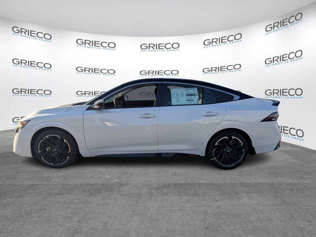 Nissan Sentra Sr - Thumbnail 5