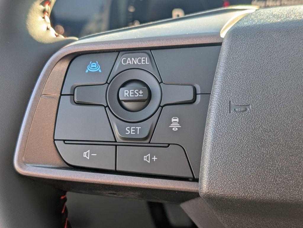 Nissan Sentra Sr - Thumbnail 16