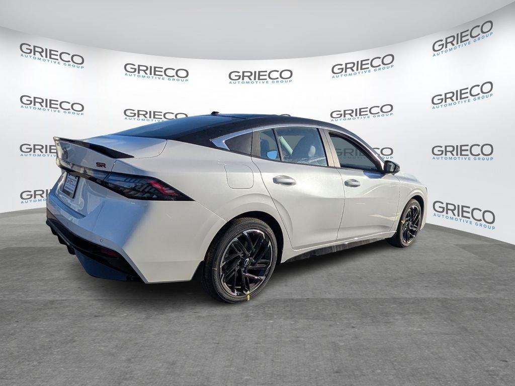 Nissan Sentra Sr - Thumbnail 7