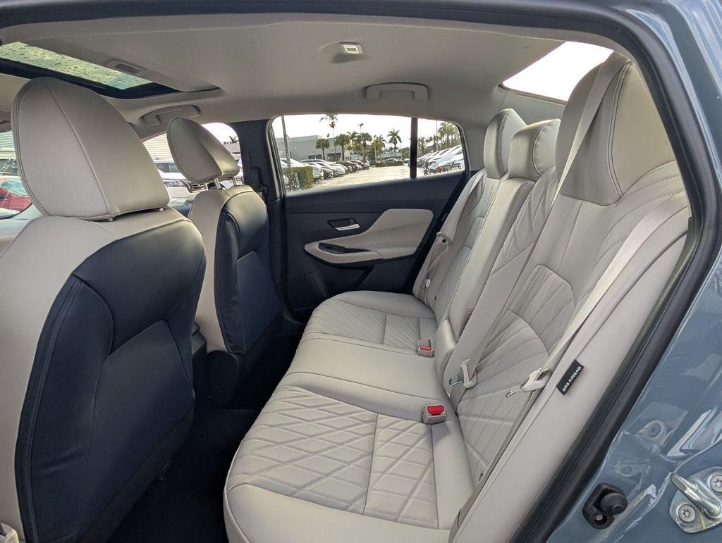 Nissan Sentra Sl - Thumbnail 13