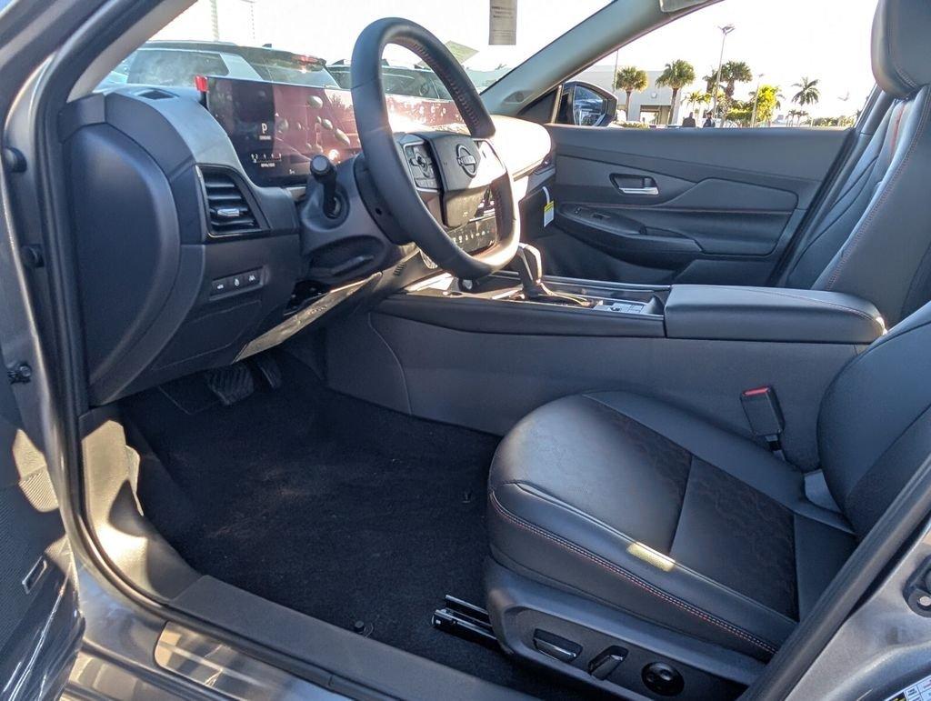 Nissan Sentra Sr - Thumbnail 12