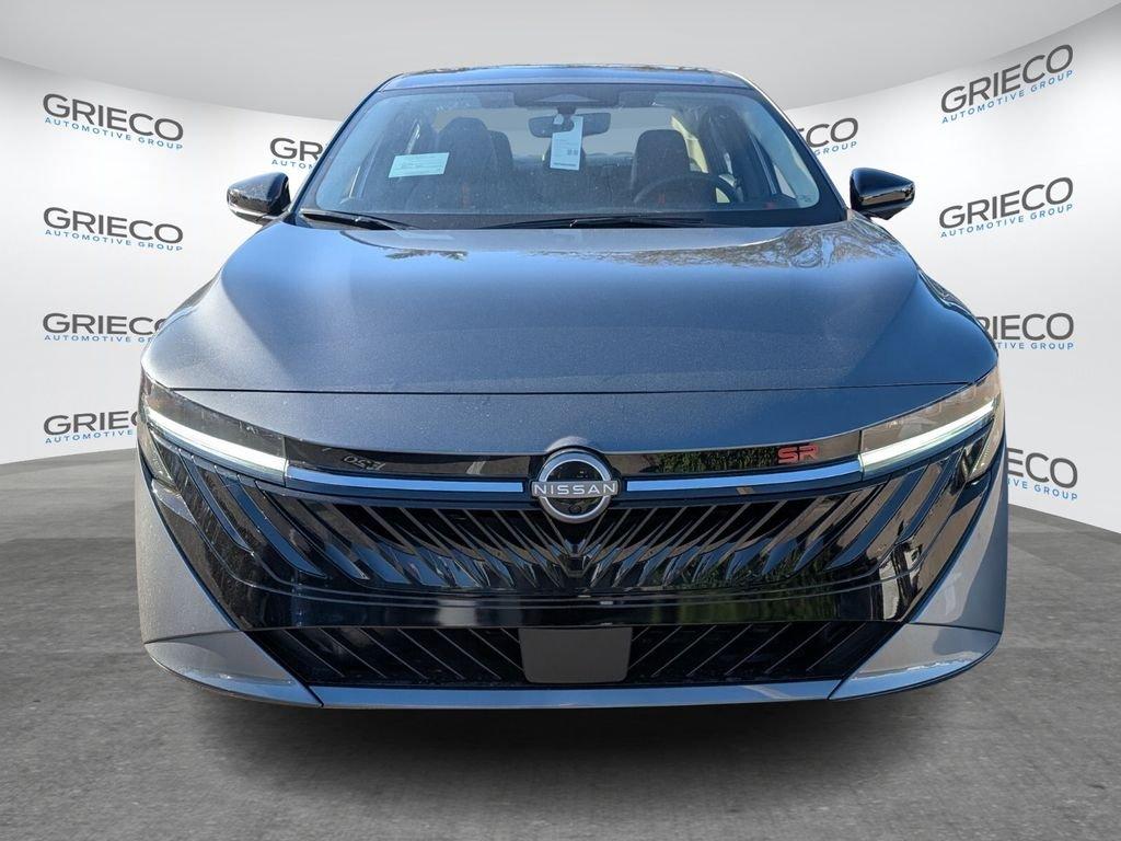 Nissan Sentra Sr - Thumbnail 3