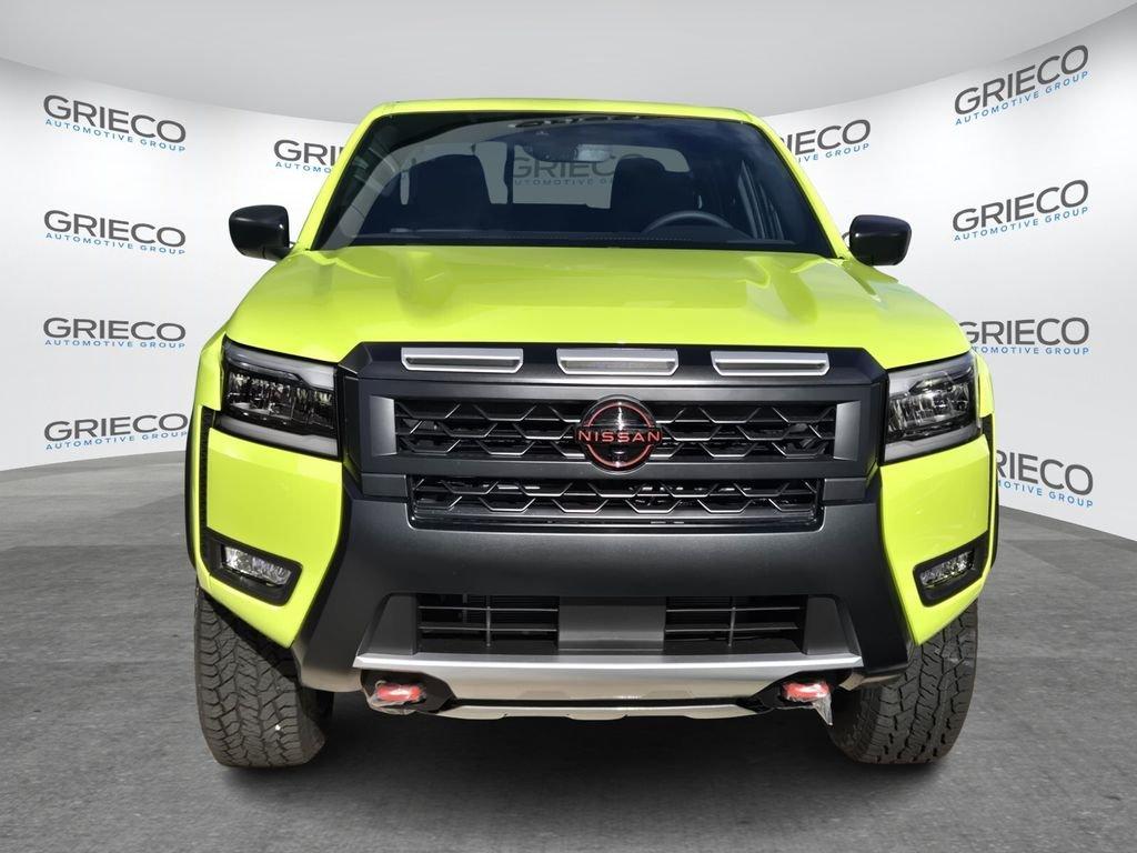 Nissan Frontier Crew Cab Pro-4X® - Thumbnail 4