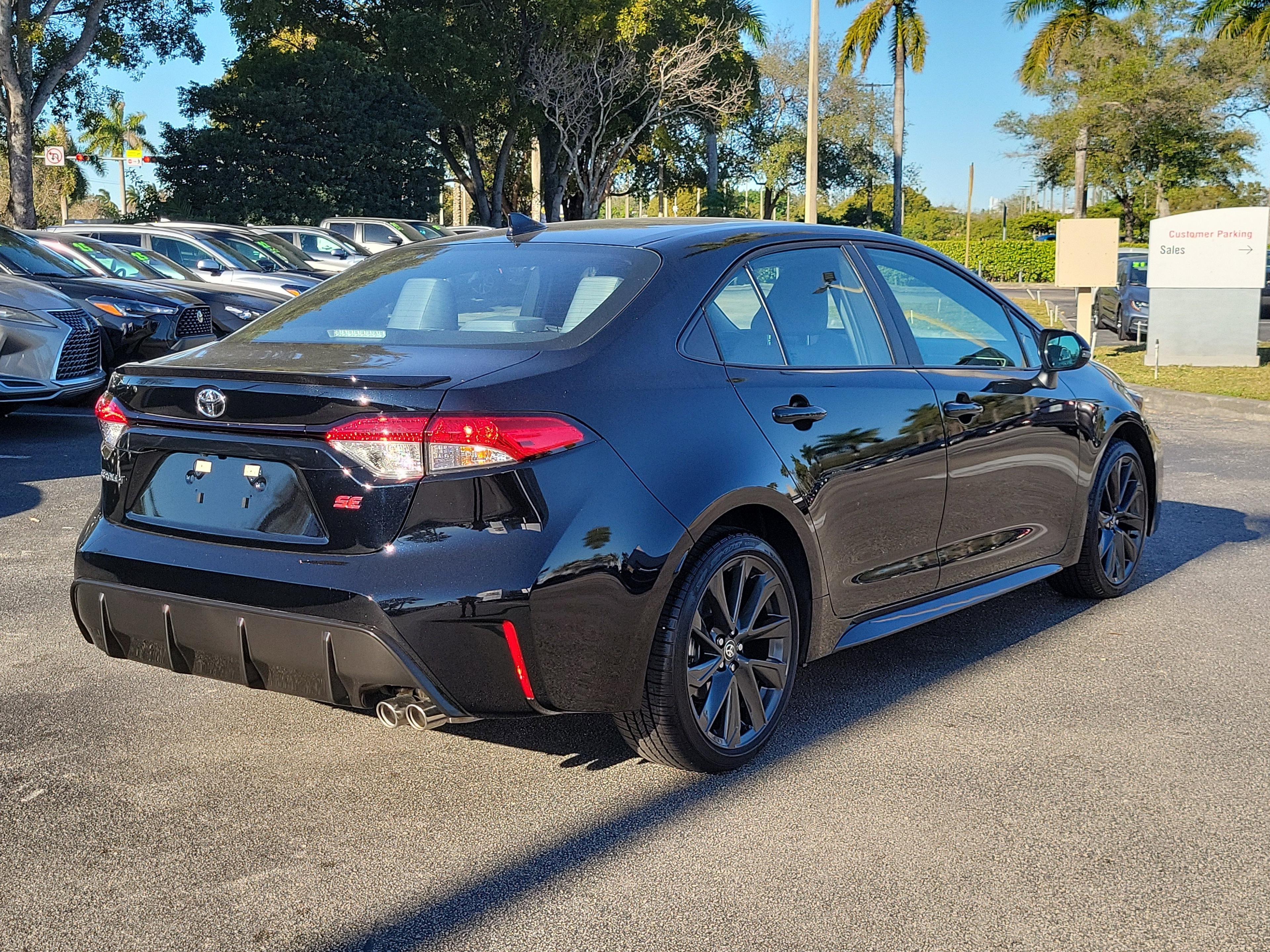 Toyota Corolla Se Fwd - Thumbnail 5