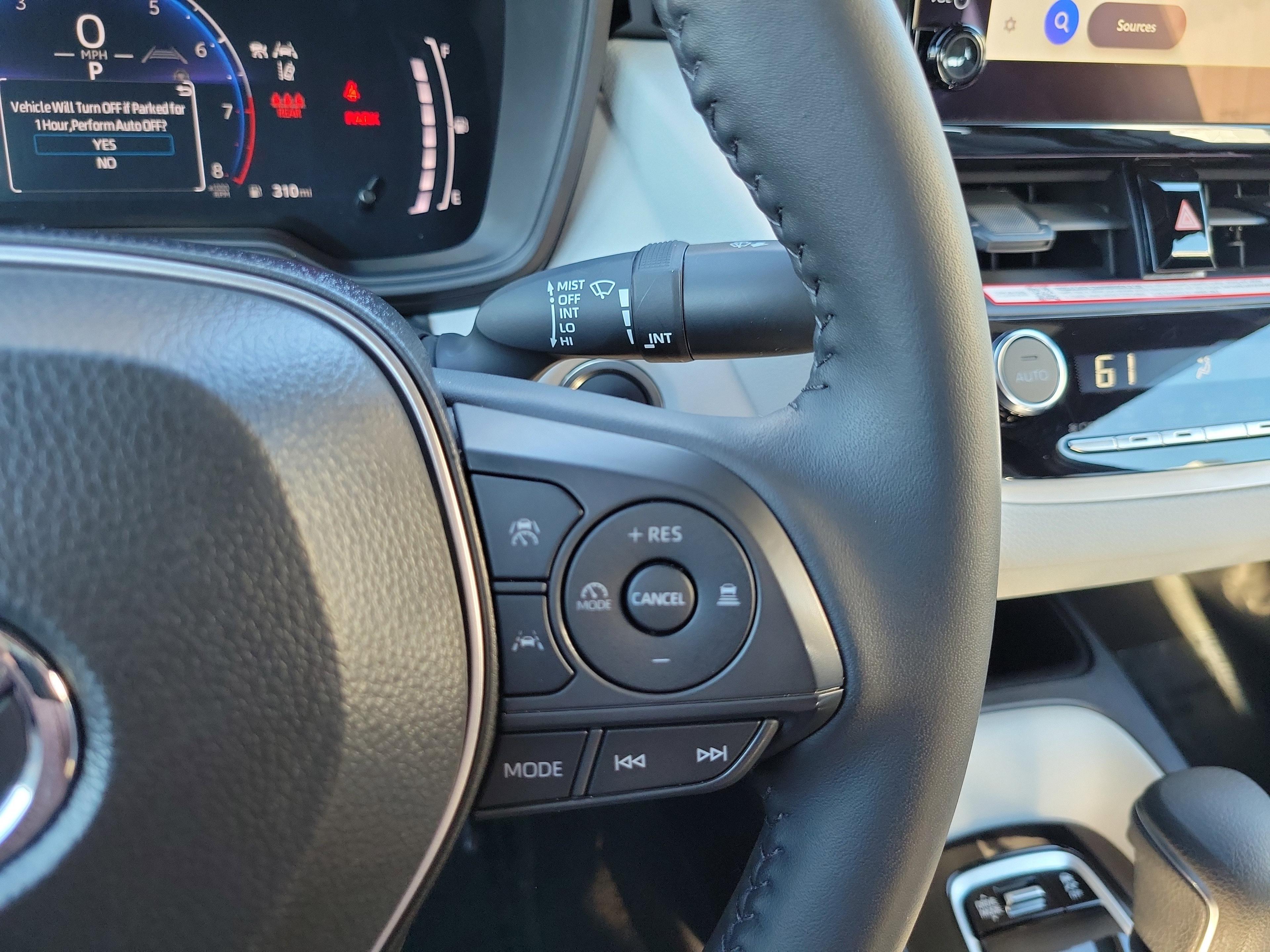 Toyota Corolla Se Fwd - Thumbnail 17