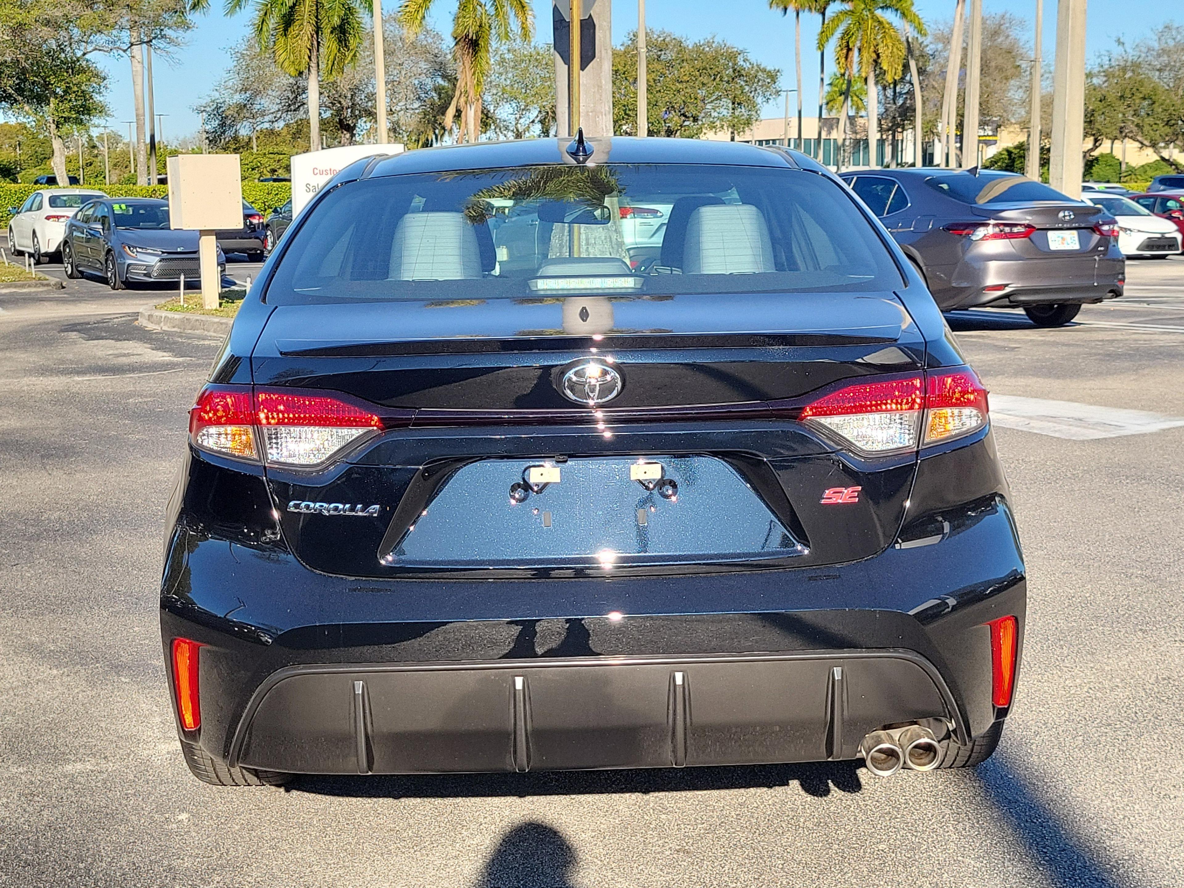 Toyota Corolla Se Fwd - Thumbnail 6