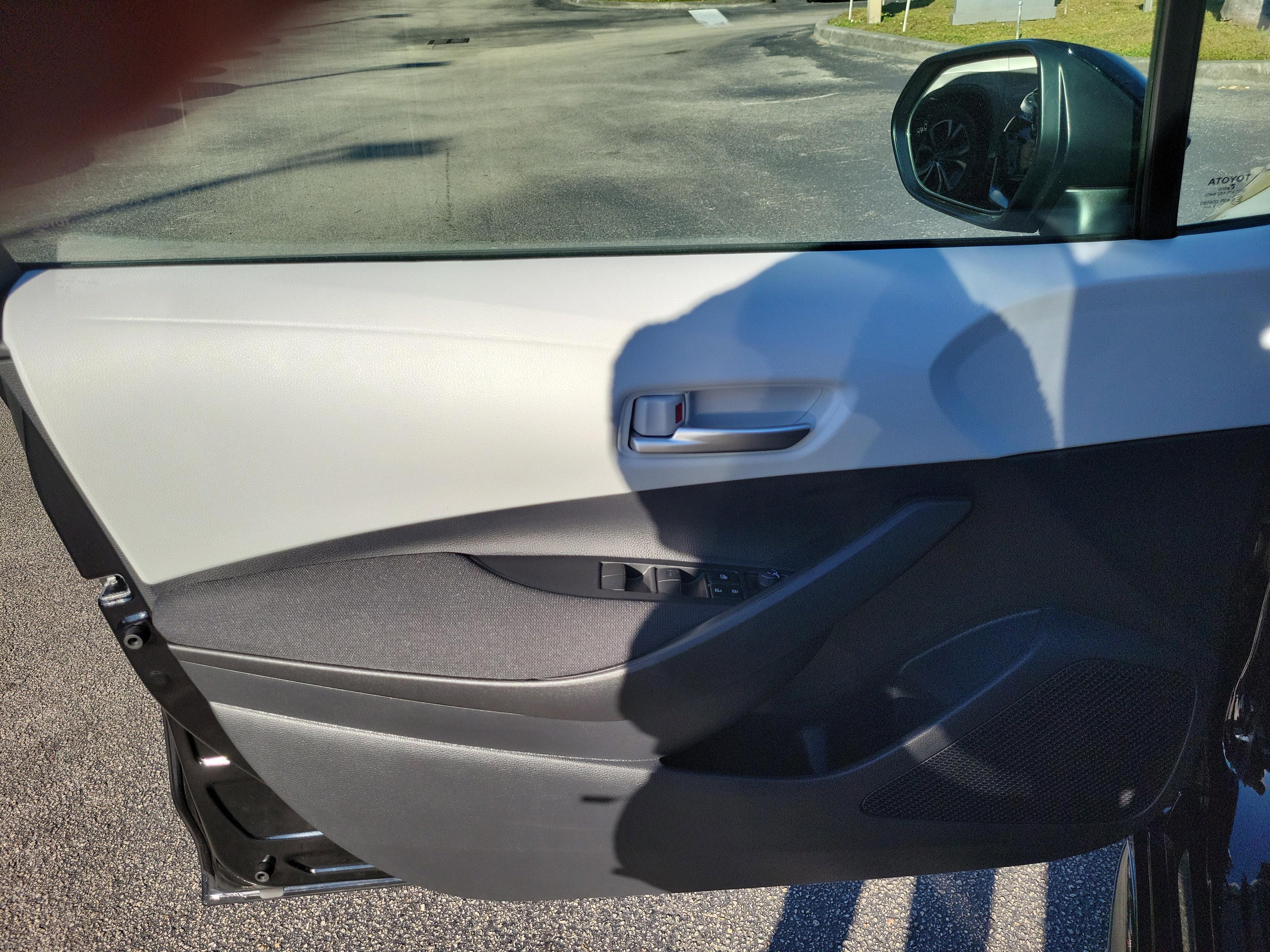 Toyota Corolla Se Fwd - Thumbnail 13