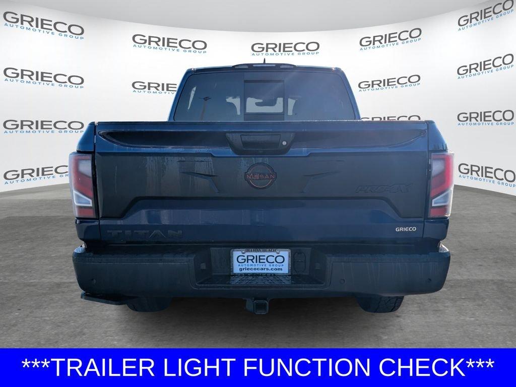 Nissan Titan Pro-4X - Thumbnail 7