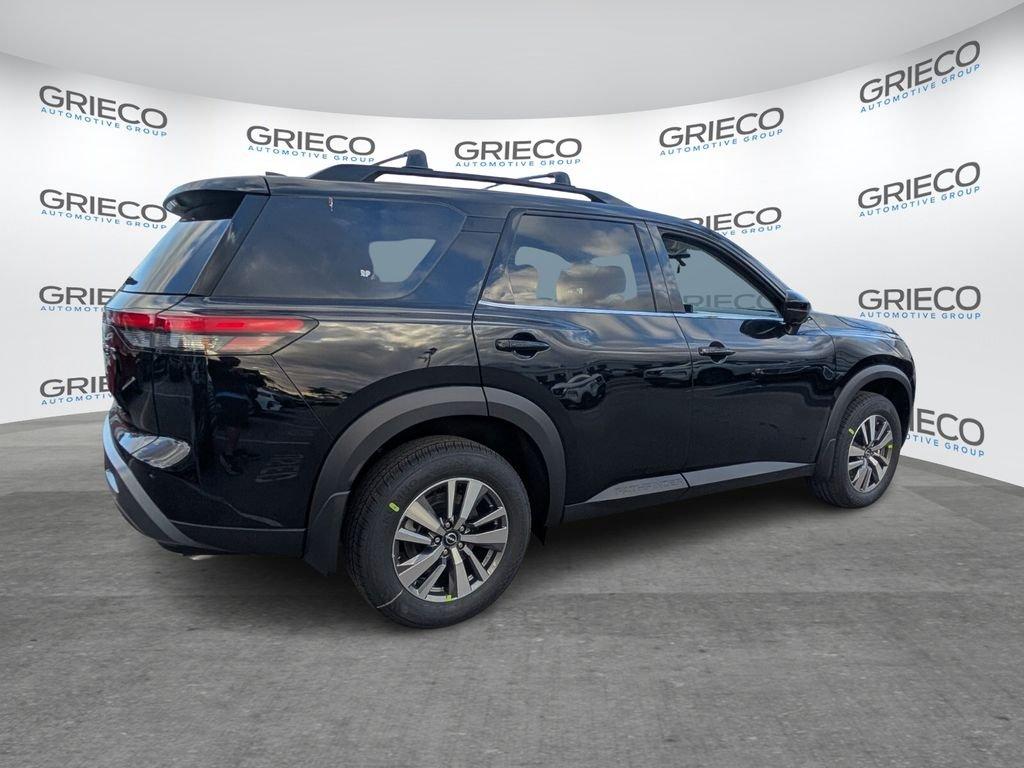 Nissan Pathfinder Sl - Thumbnail 8